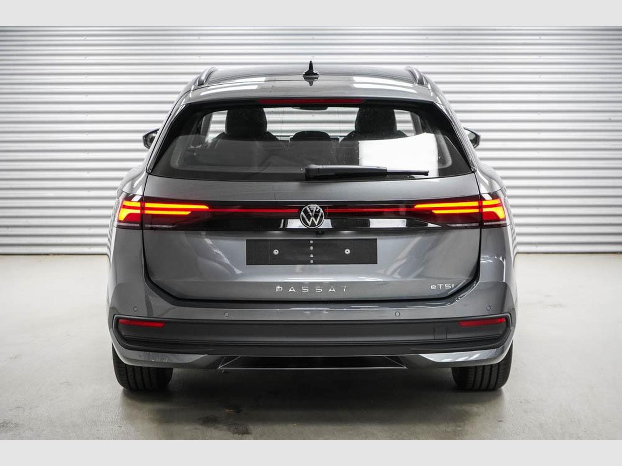 VW Passat Variant 1,5 TSI (2026) - Photo 4