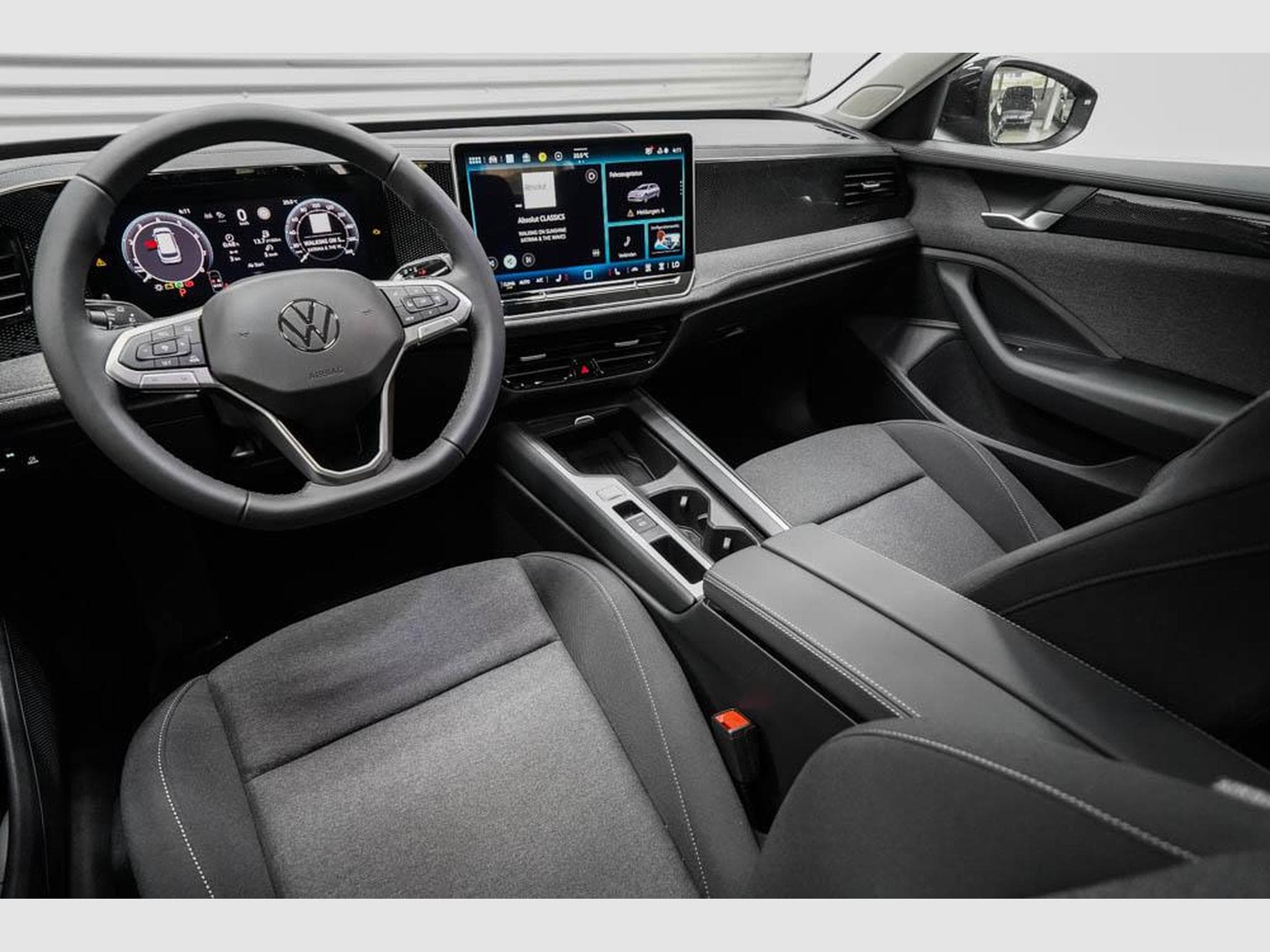 VW Passat Variant 1,5 TSI (2026) - Photo 7