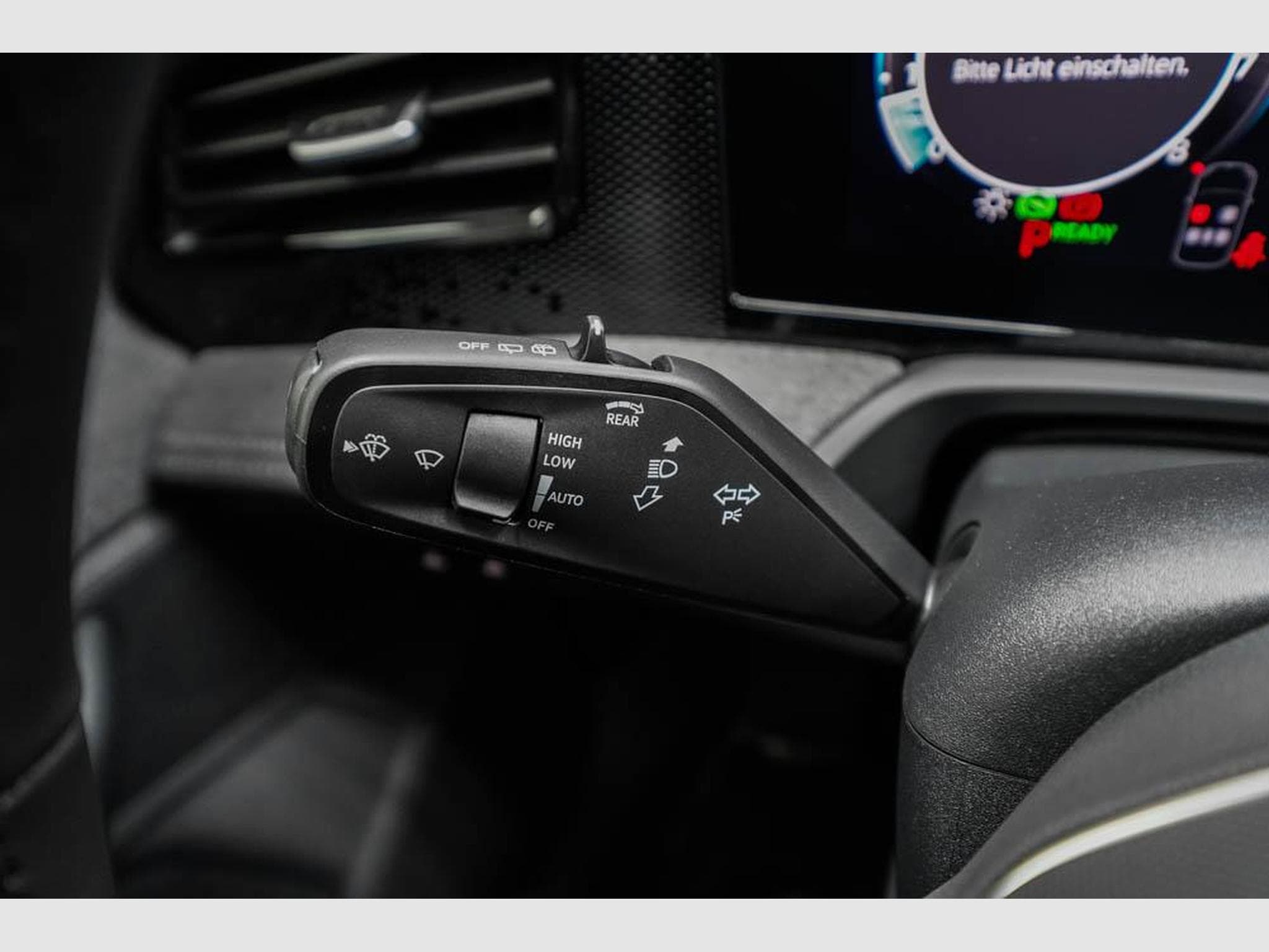 VW Passat Variant 1,5 TSI (2026) - Photo 10