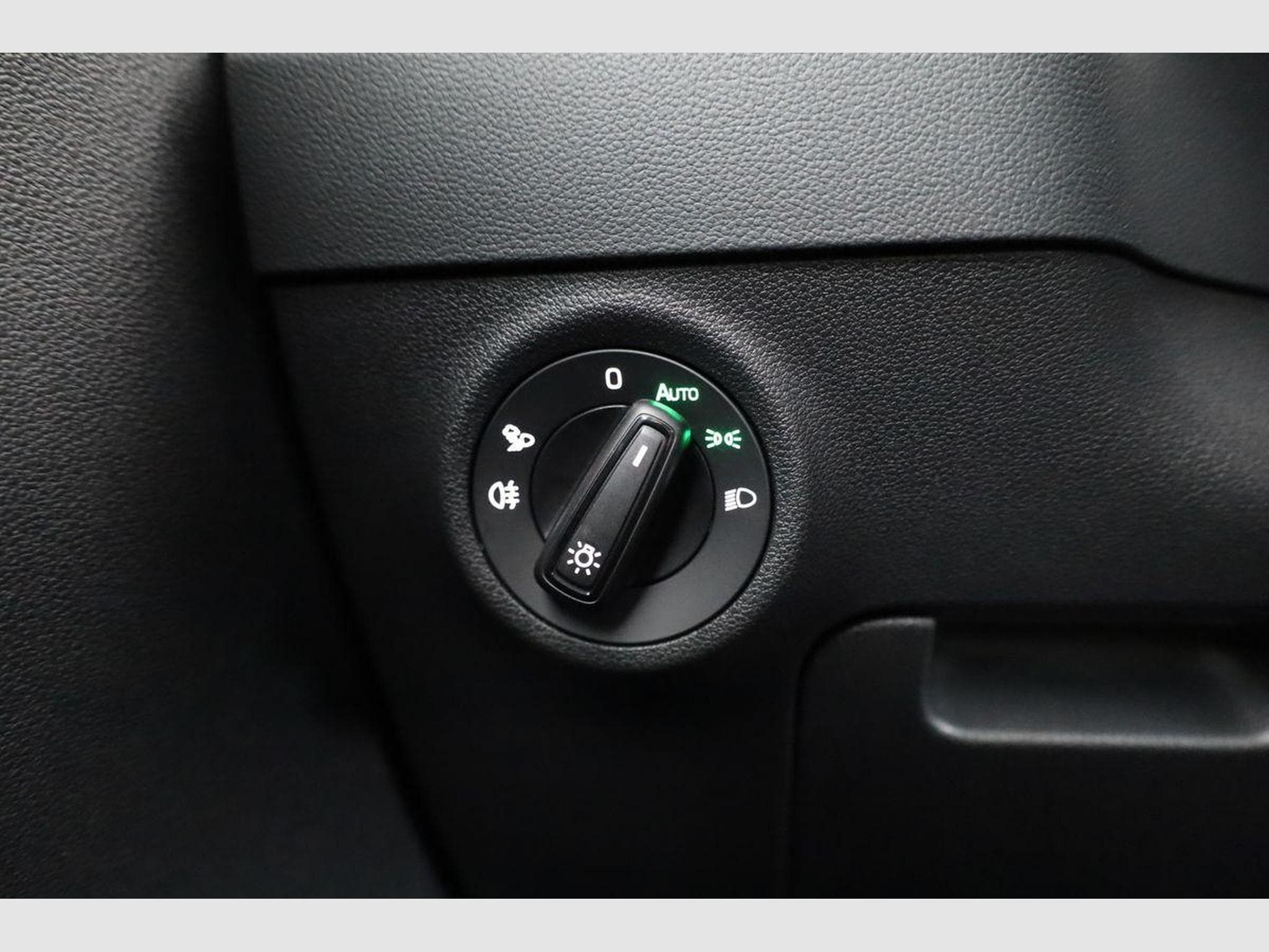 Skoda Karoq Sportline (2026) - Photo 8