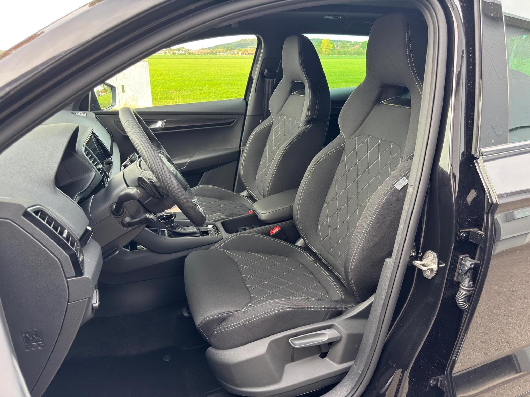 Skoda Karoq Sportline (2026) - Photo 18