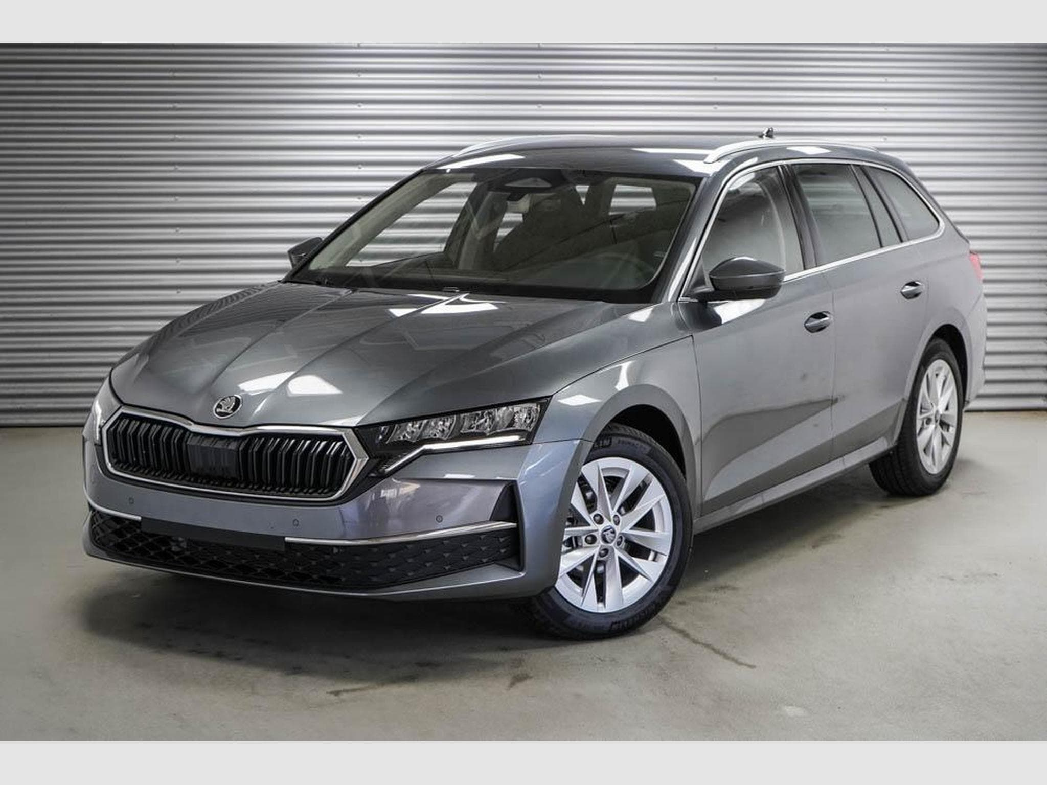 Skoda Octavia Kombi 1,5 TSI (2026) - Photo 1