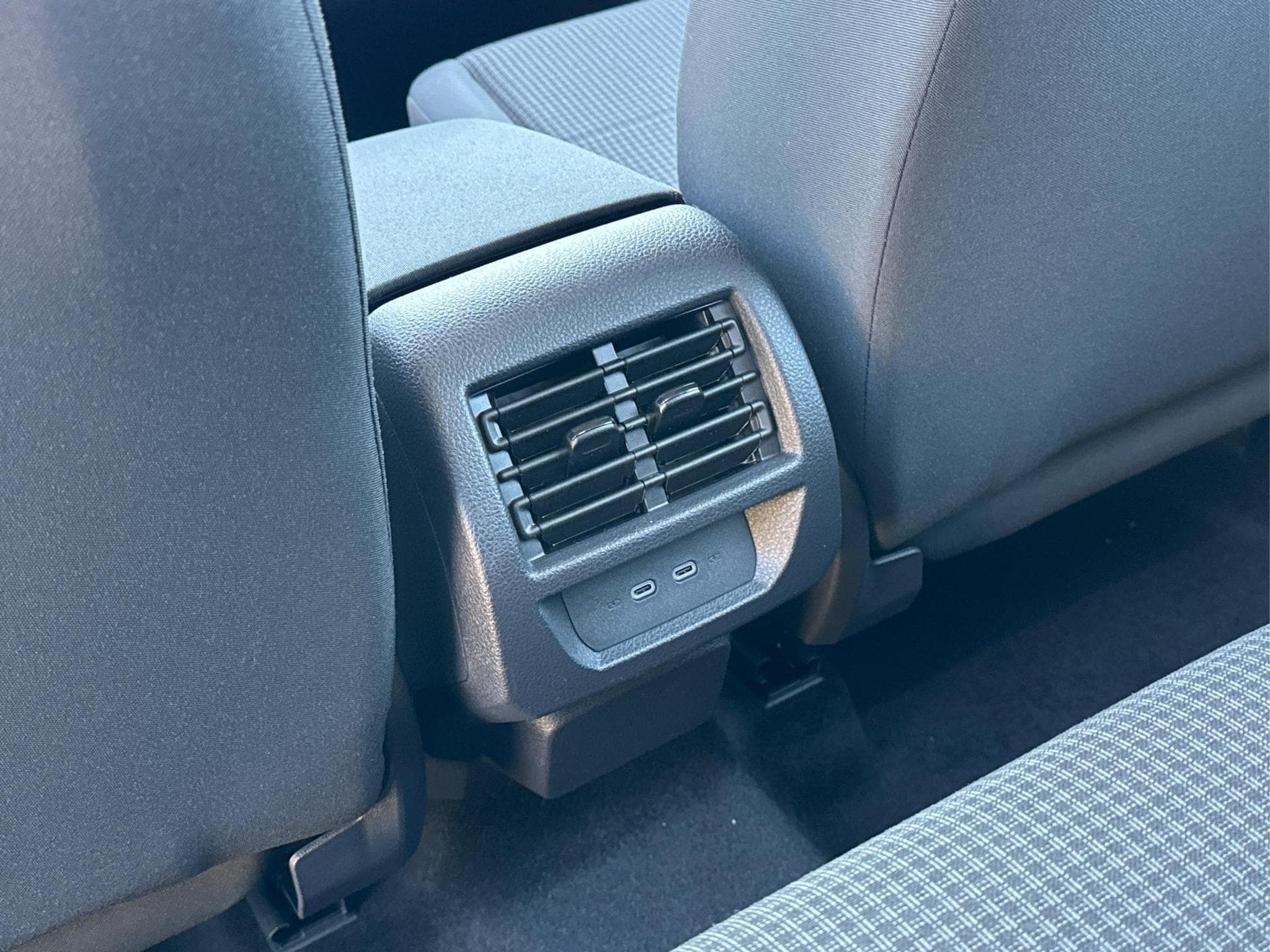 VW Caddy Caddy Maxi (2026) - Foto 17