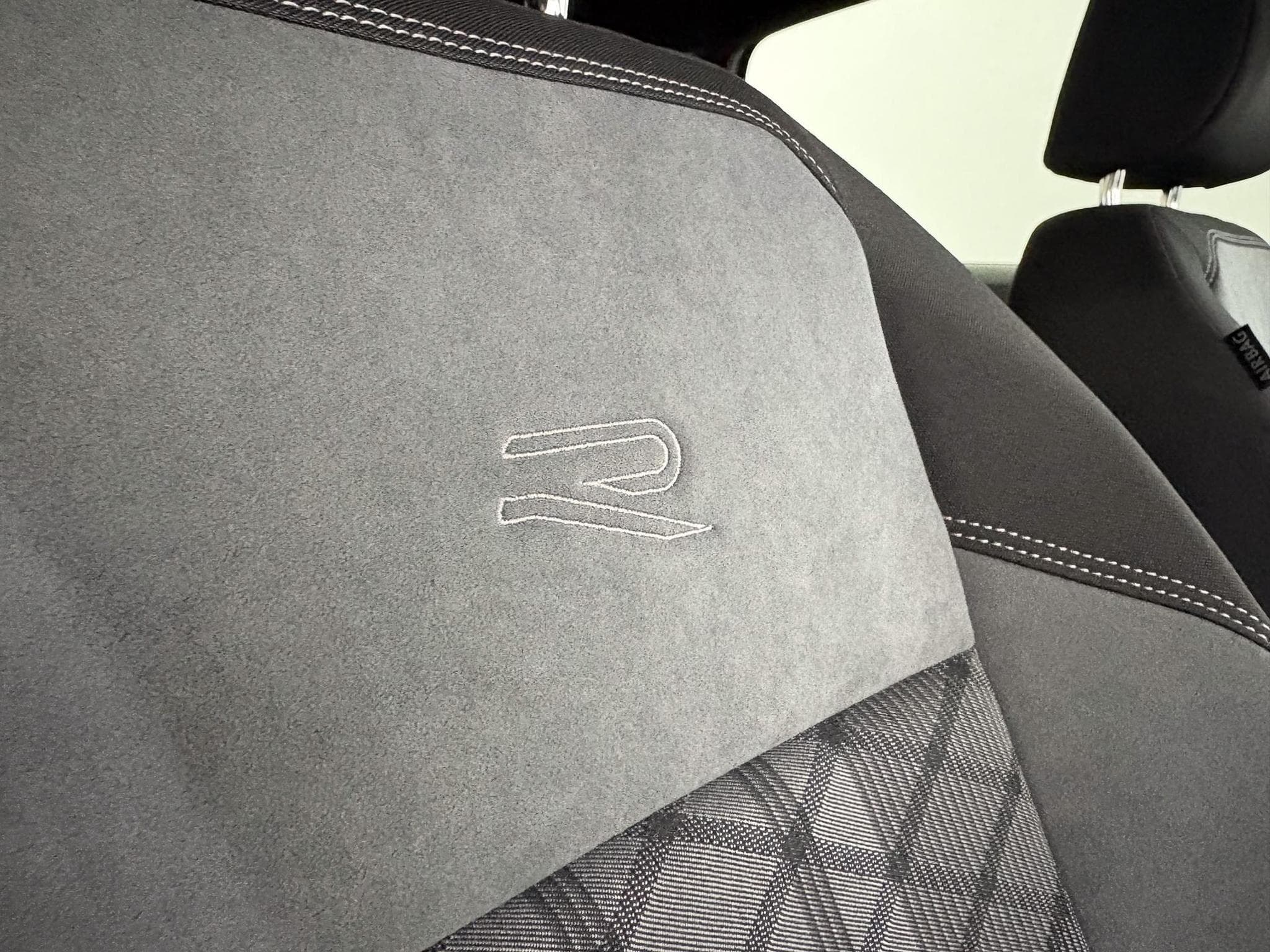 VW Taigo R-LINE (2026) - Photo 13