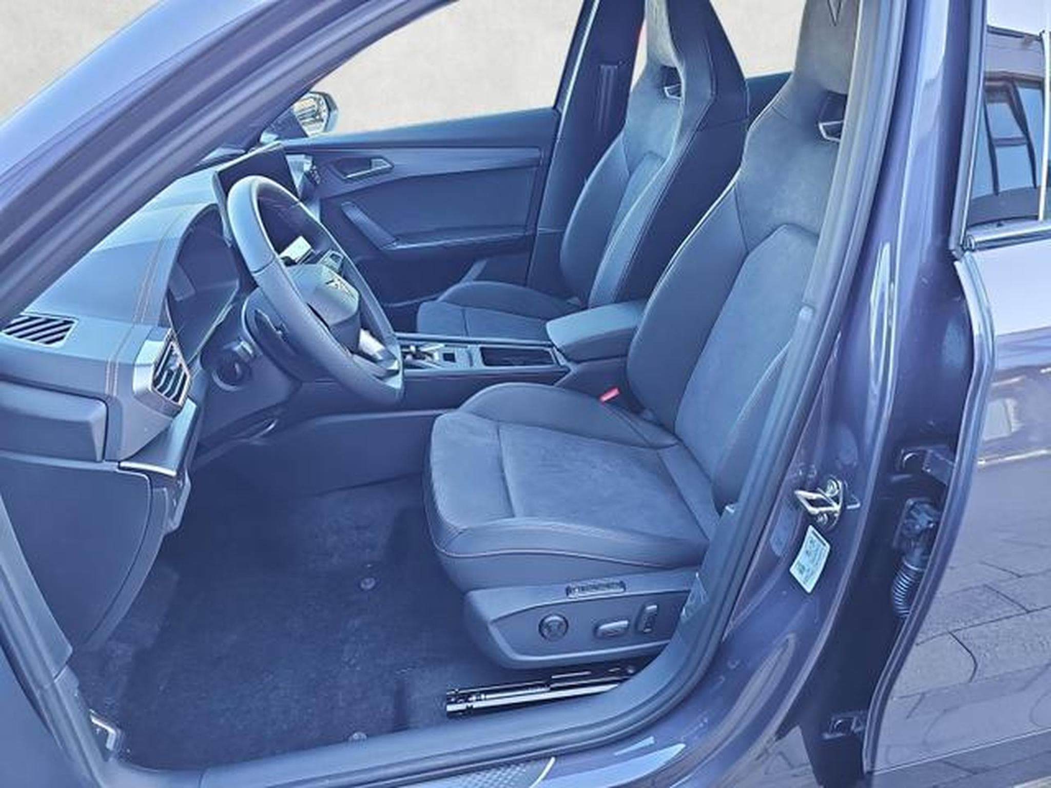 Cupra Formentor VZ 2.0 TSI 245 kW 4Drive (2026) - Photo 9
