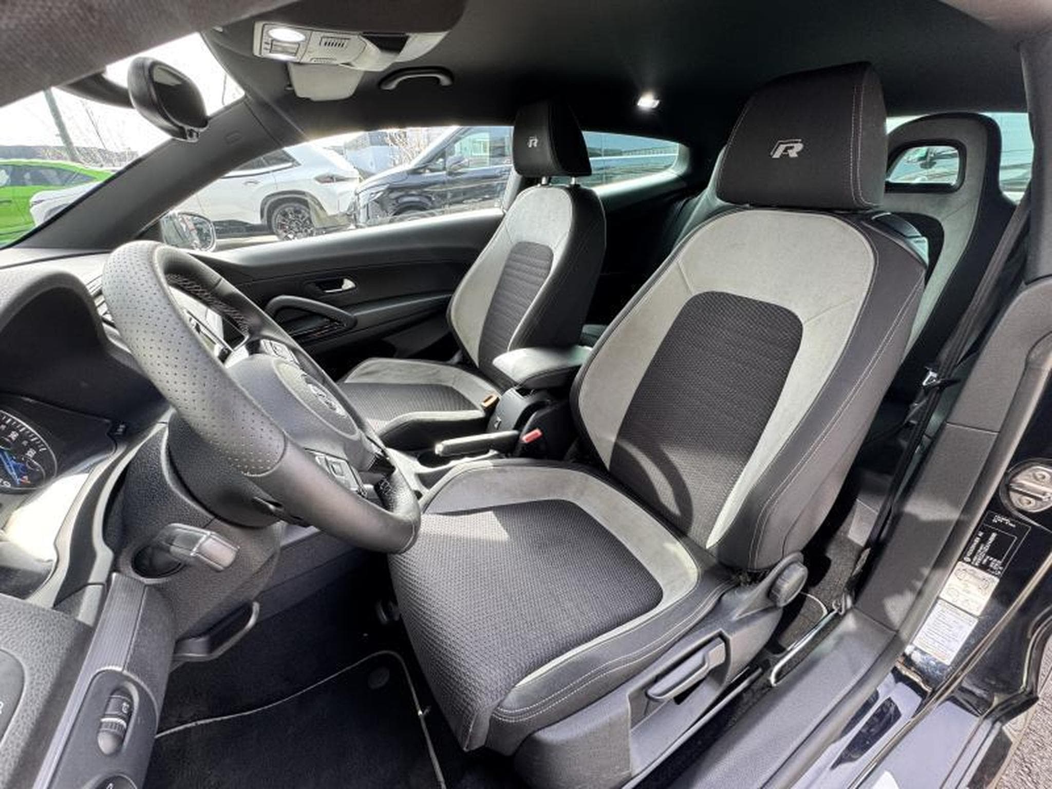 VW Scirocco R (2010) - Foto 12