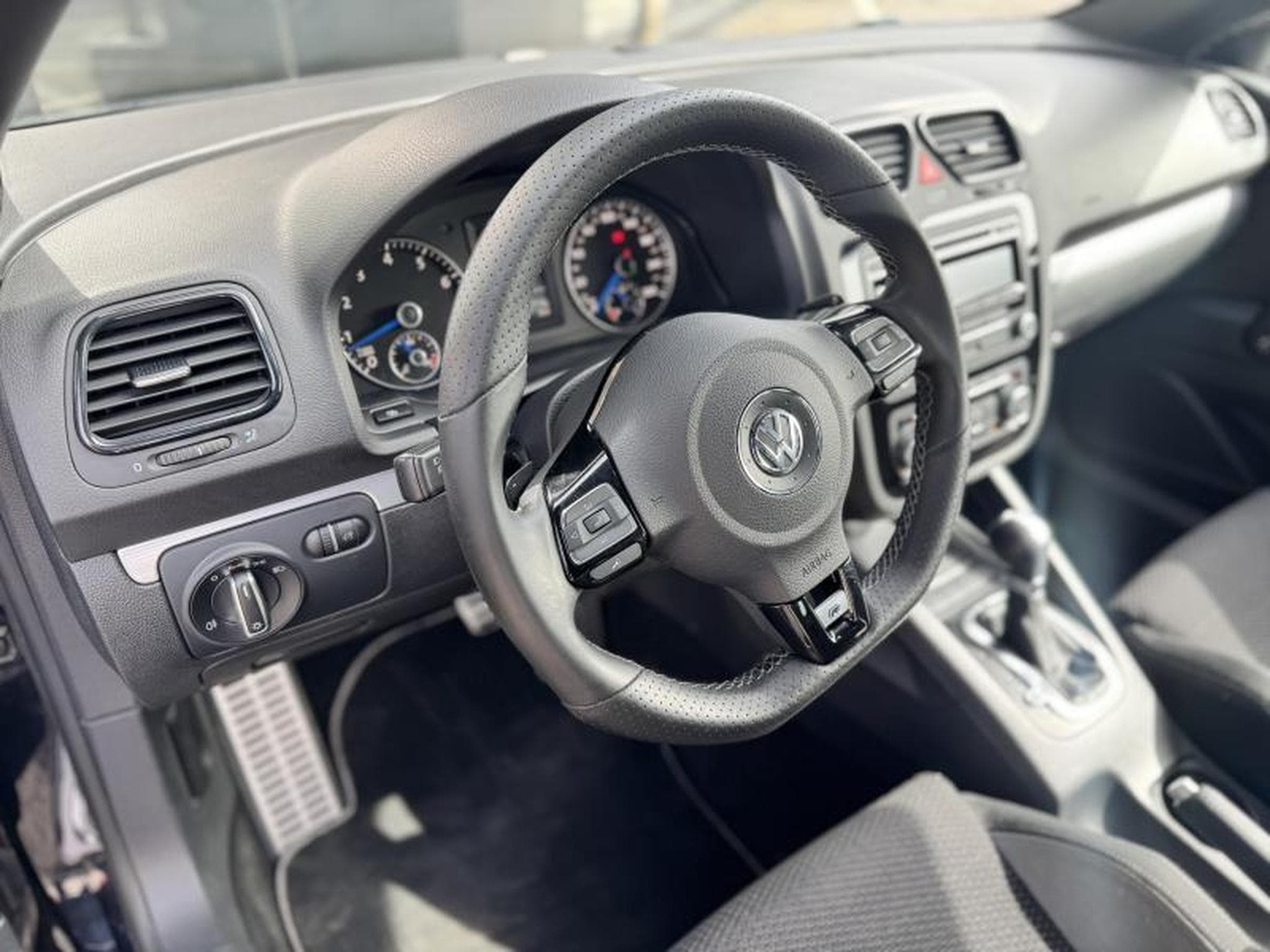 VW Scirocco R (2010) - Foto 9