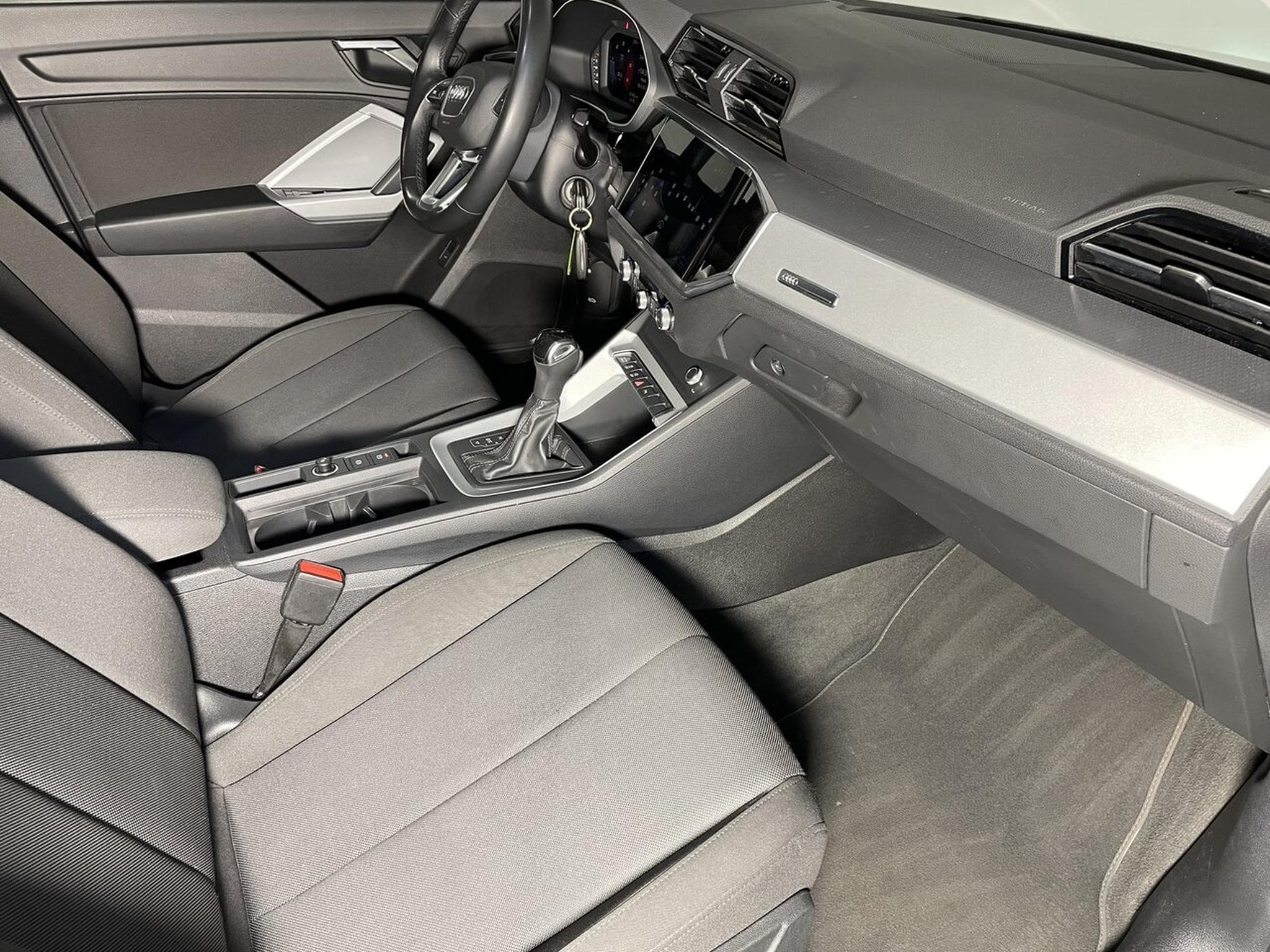 Audi Q3 SPORTBACK 35 TDI 150 S-TRONIC BUSINESS VIRTUAL COCKPIT (2021) - Foto 13