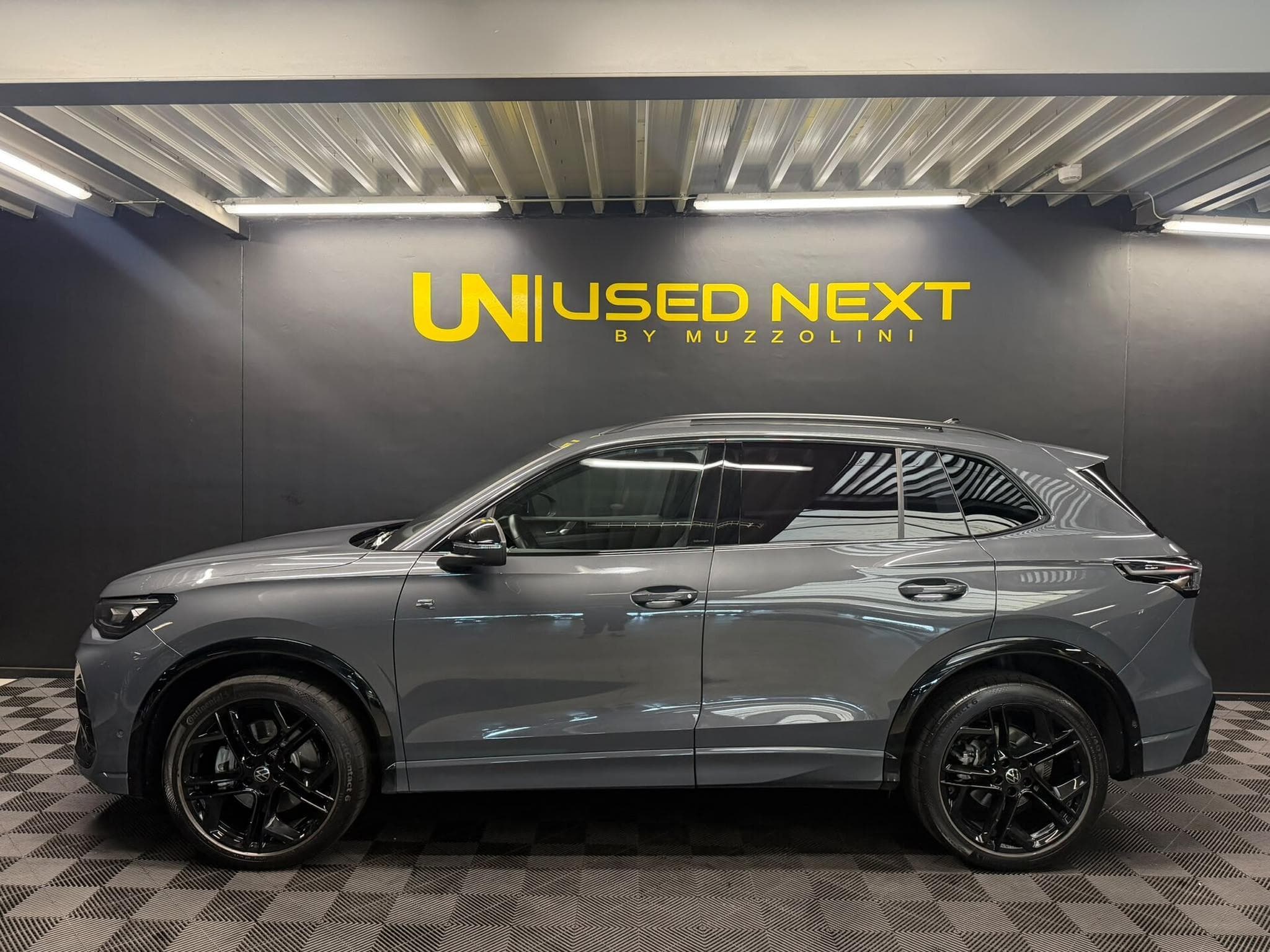 VW Tiguan R Line  2.0 TSi 265cv 4x4 (2025) - Photo 5