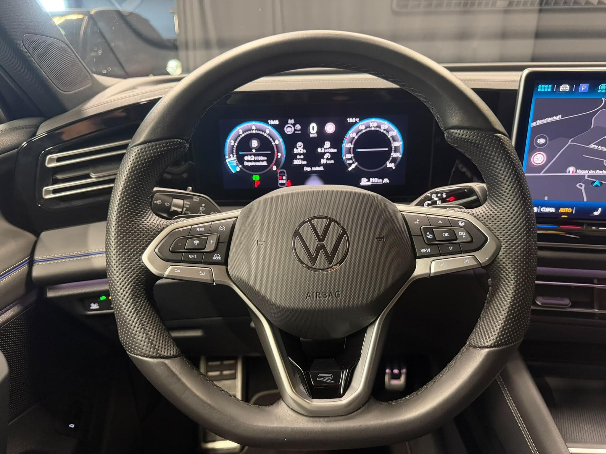 VW Tiguan R Line  2.0 TSi 265cv 4x4 (2025) - Photo 8