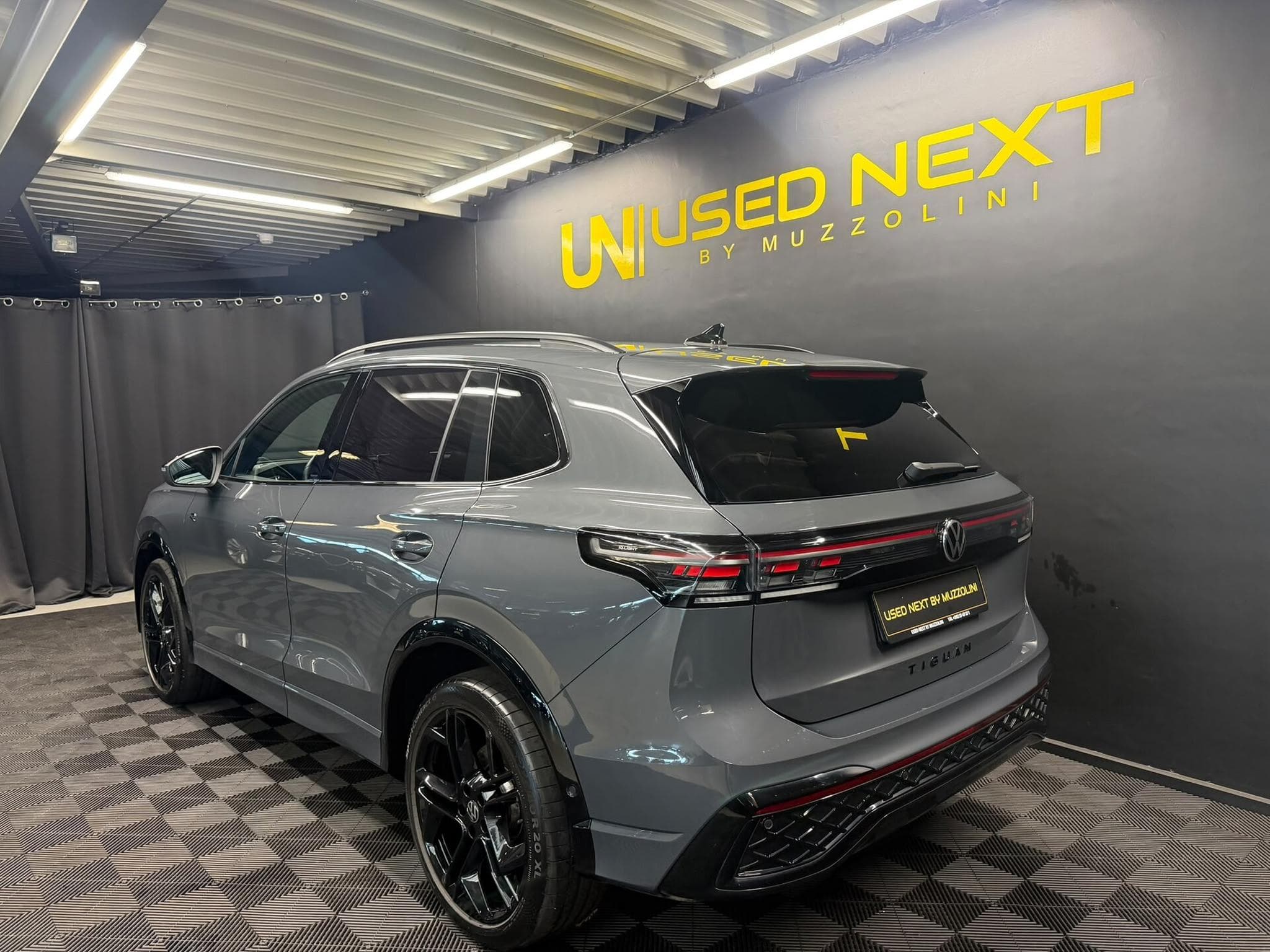 VW Tiguan R Line  2.0 TSi 265cv 4x4 (2025) - Photo 6