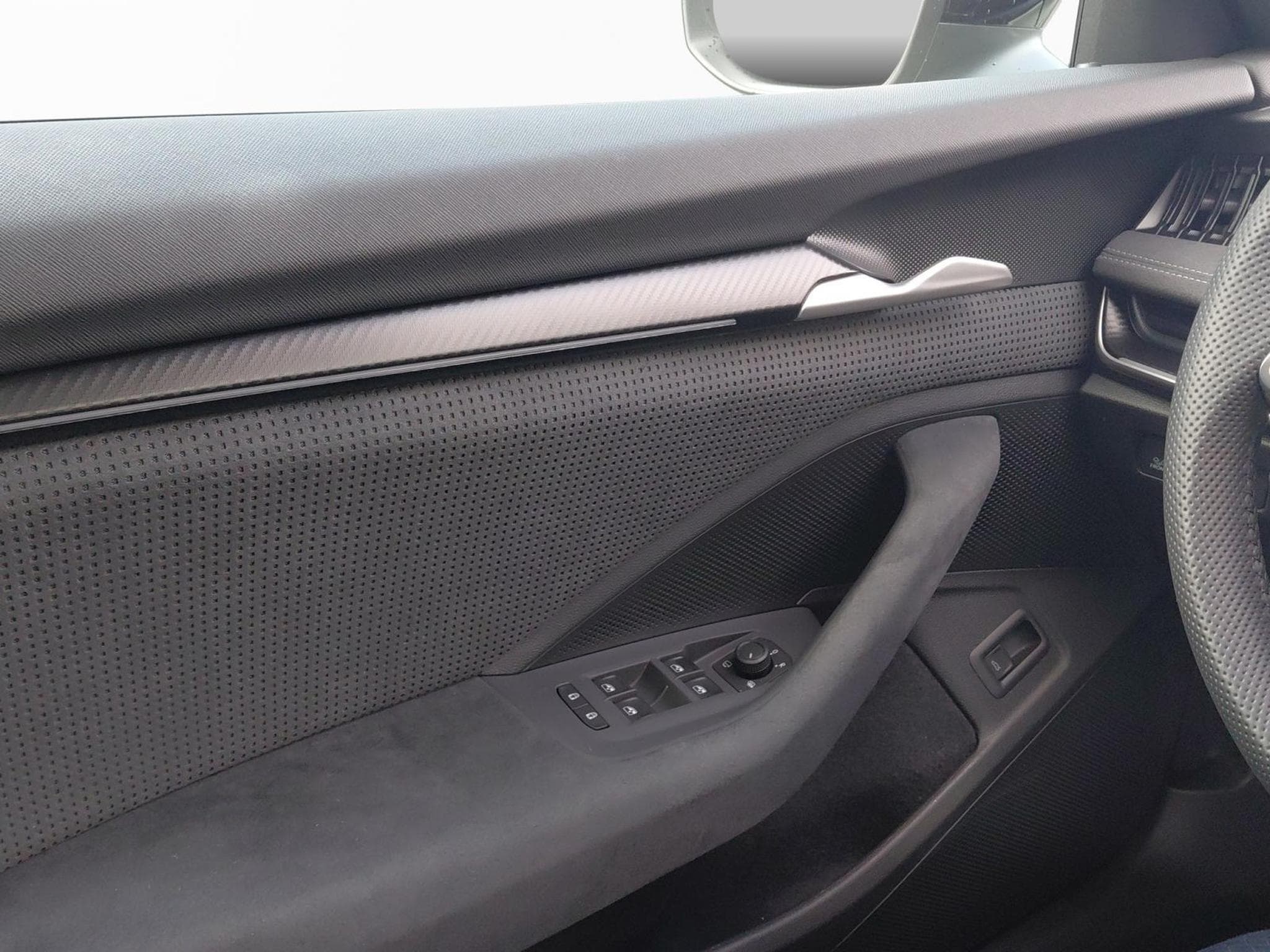 Skoda Superb Sportline (2026) - Photo 14