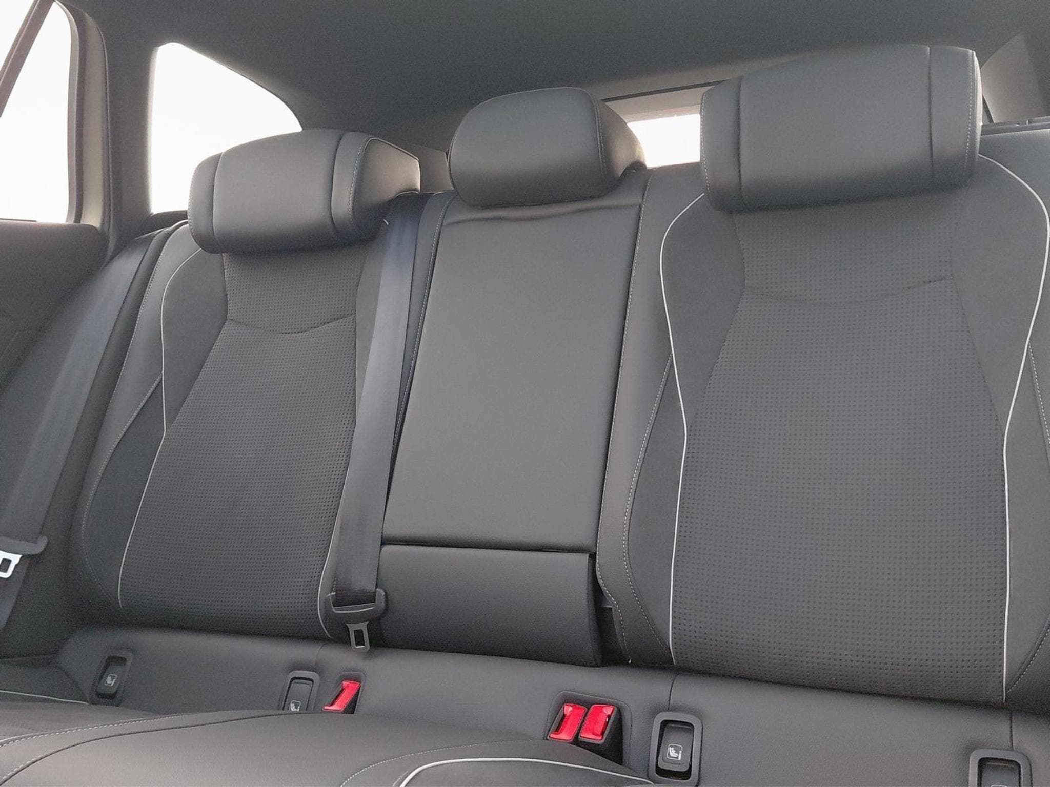 Skoda Superb Sportline (2026) - Photo 16