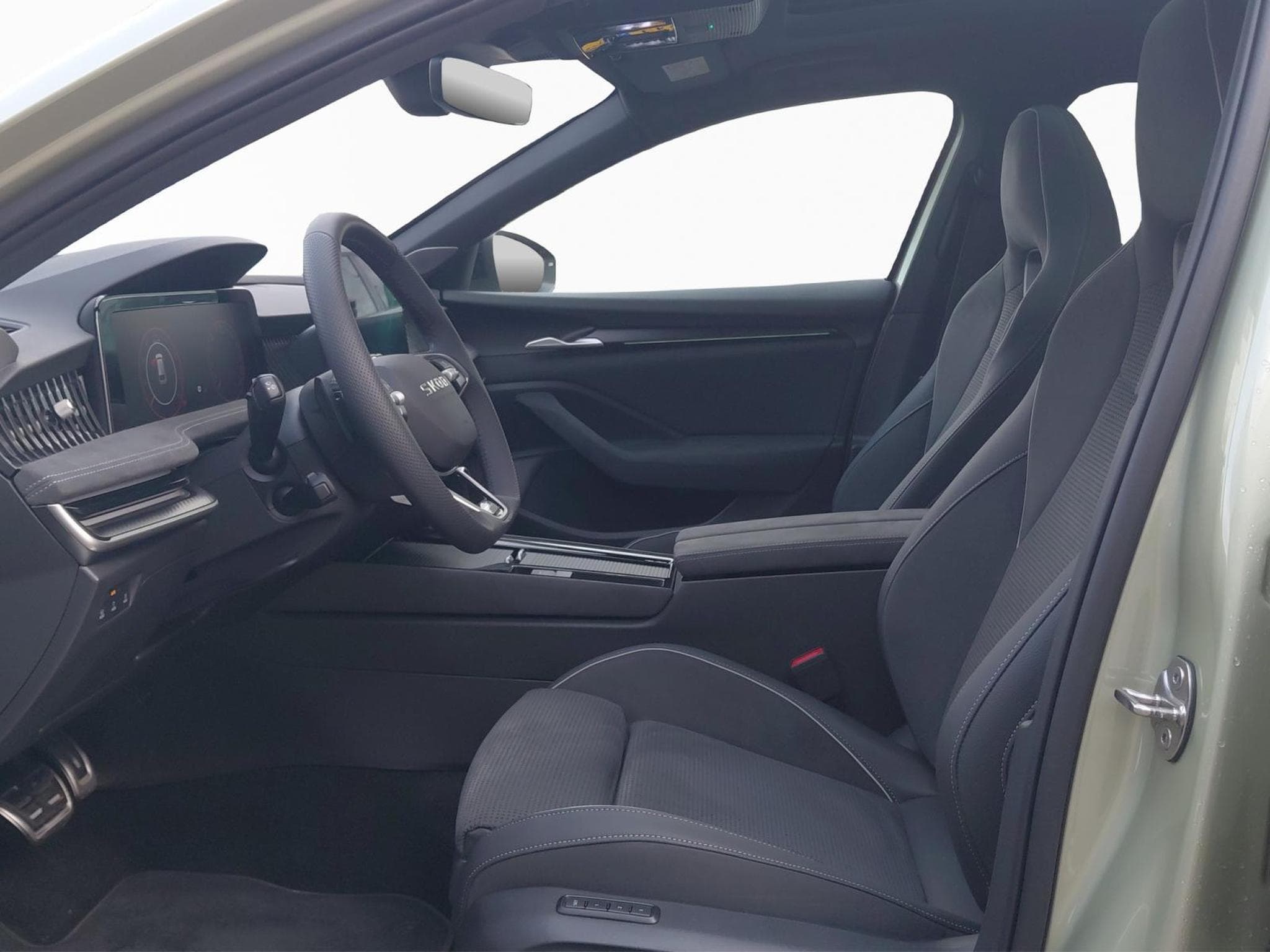 Skoda Superb Sportline (2026) - Photo 8