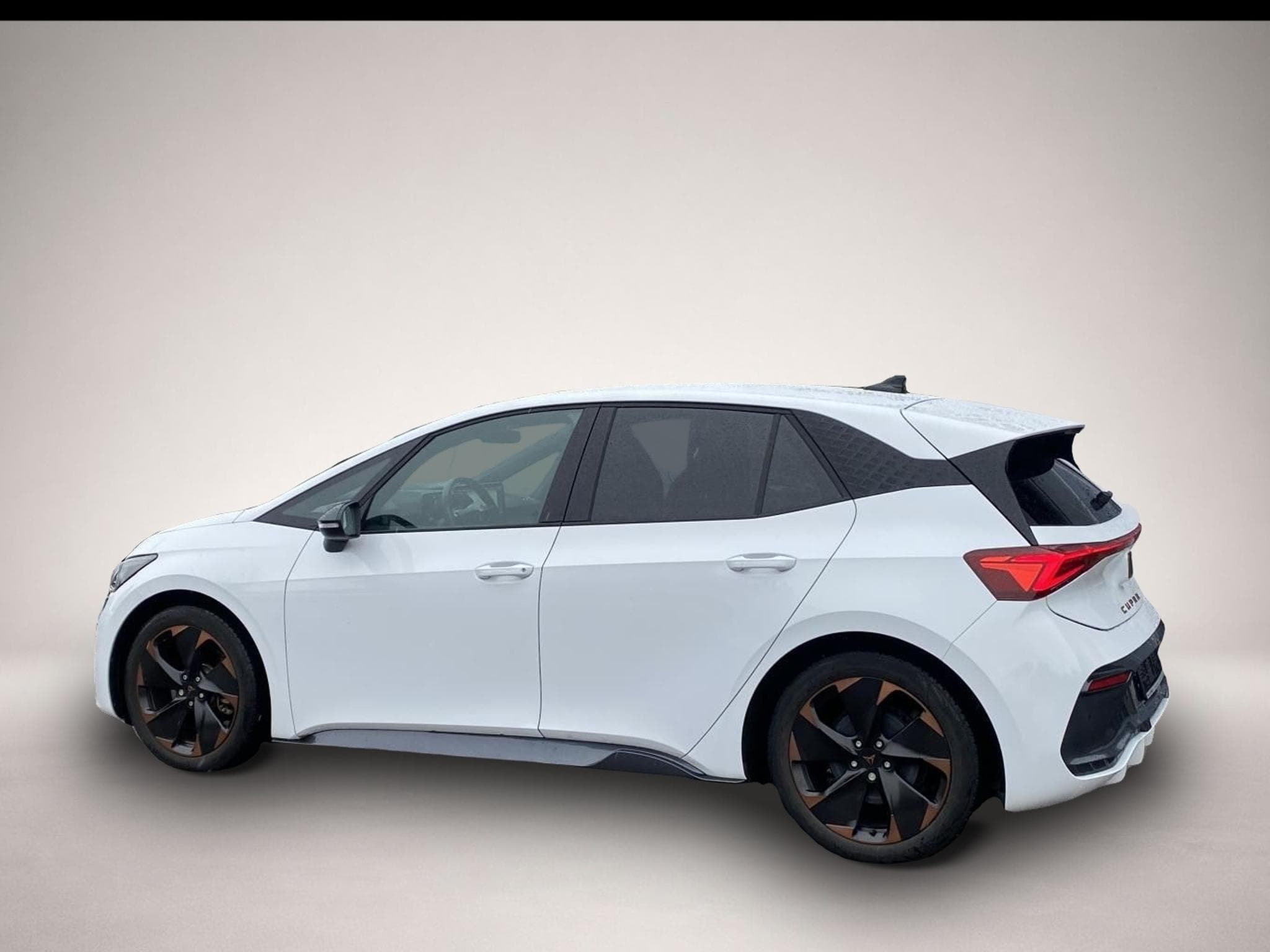 Cupra Born (2024) - Photo 3