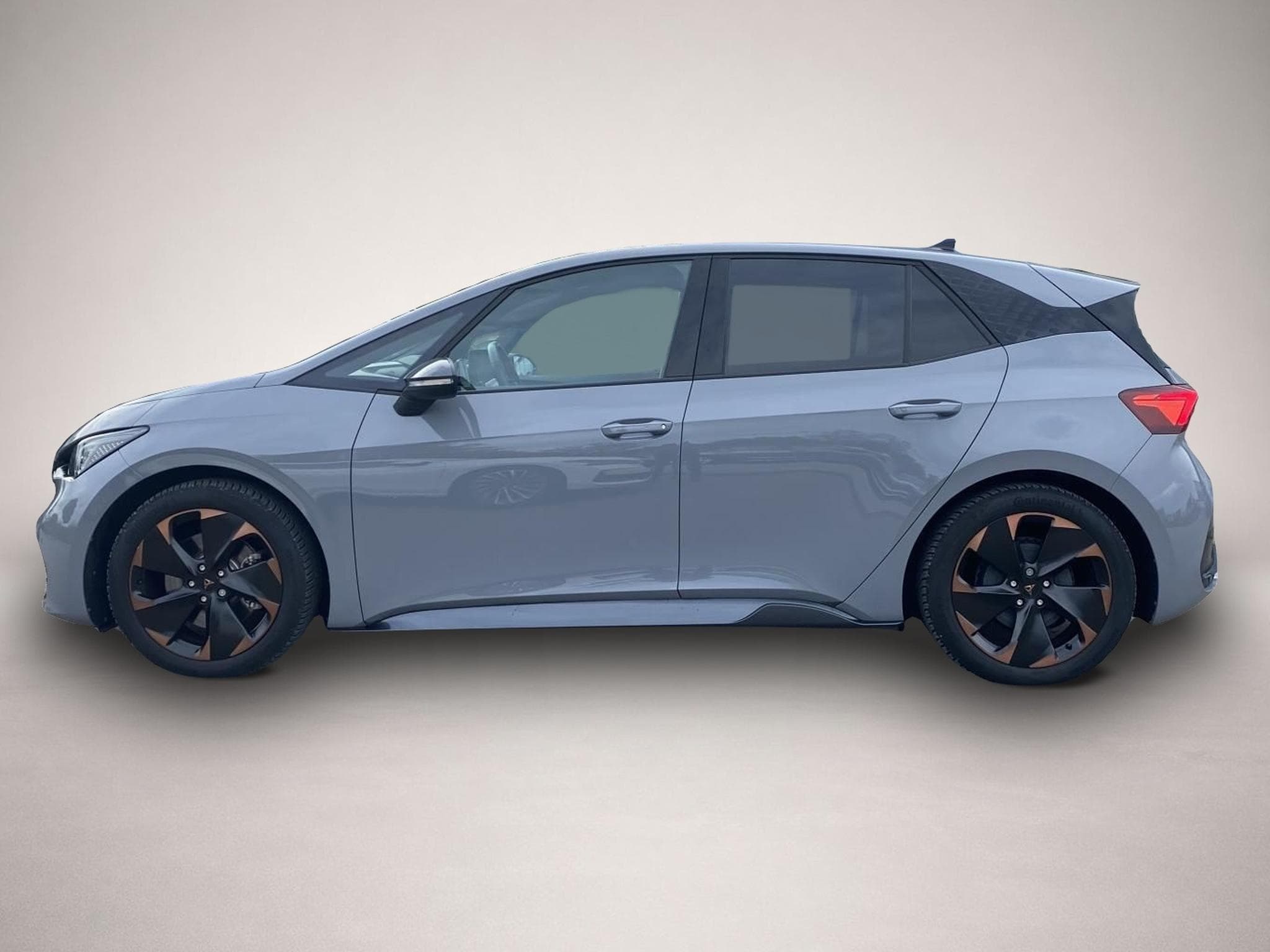 Cupra Born (2024) - Photo 2