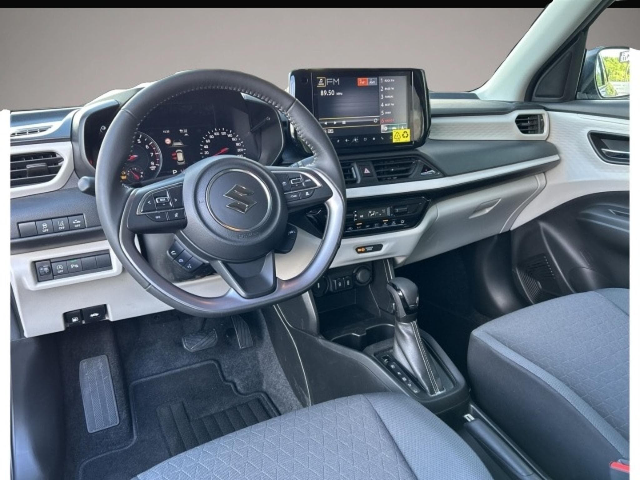 Suzuki Swift (2026) - Photo 6