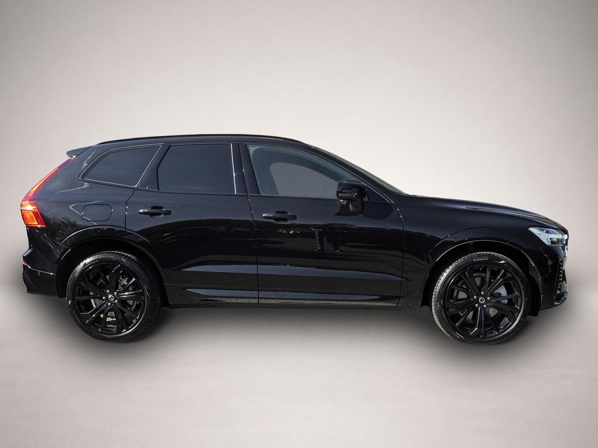 Volvo XC60 (2024) - Photo 4