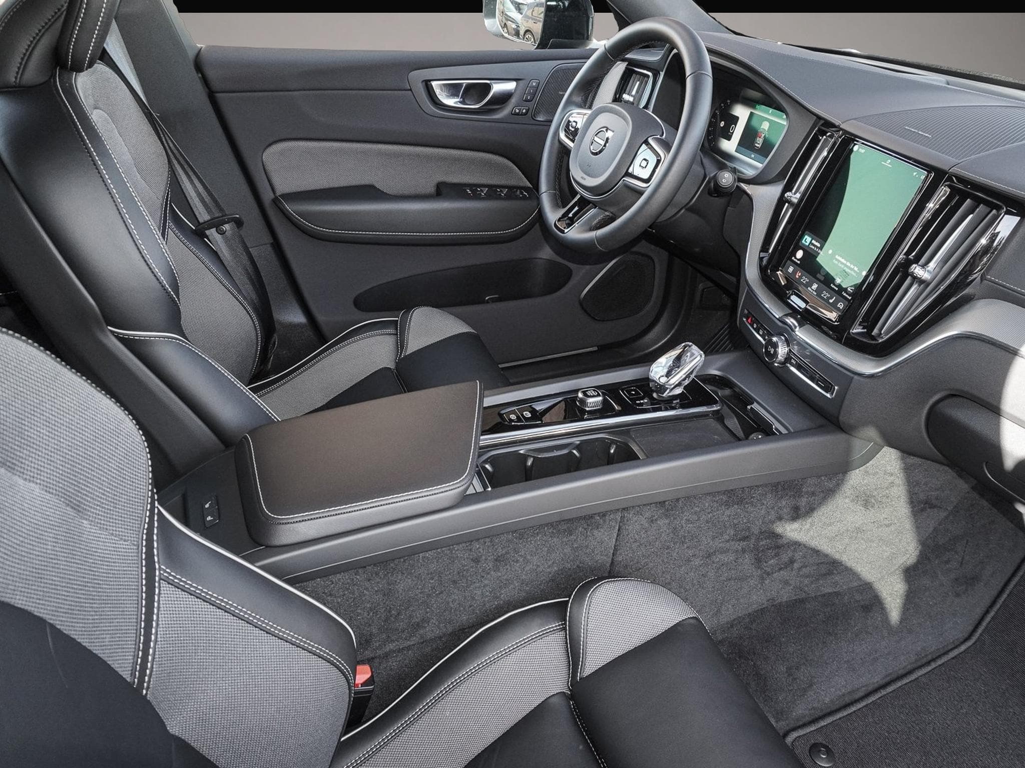 Volvo XC60 (2024) - Photo 6