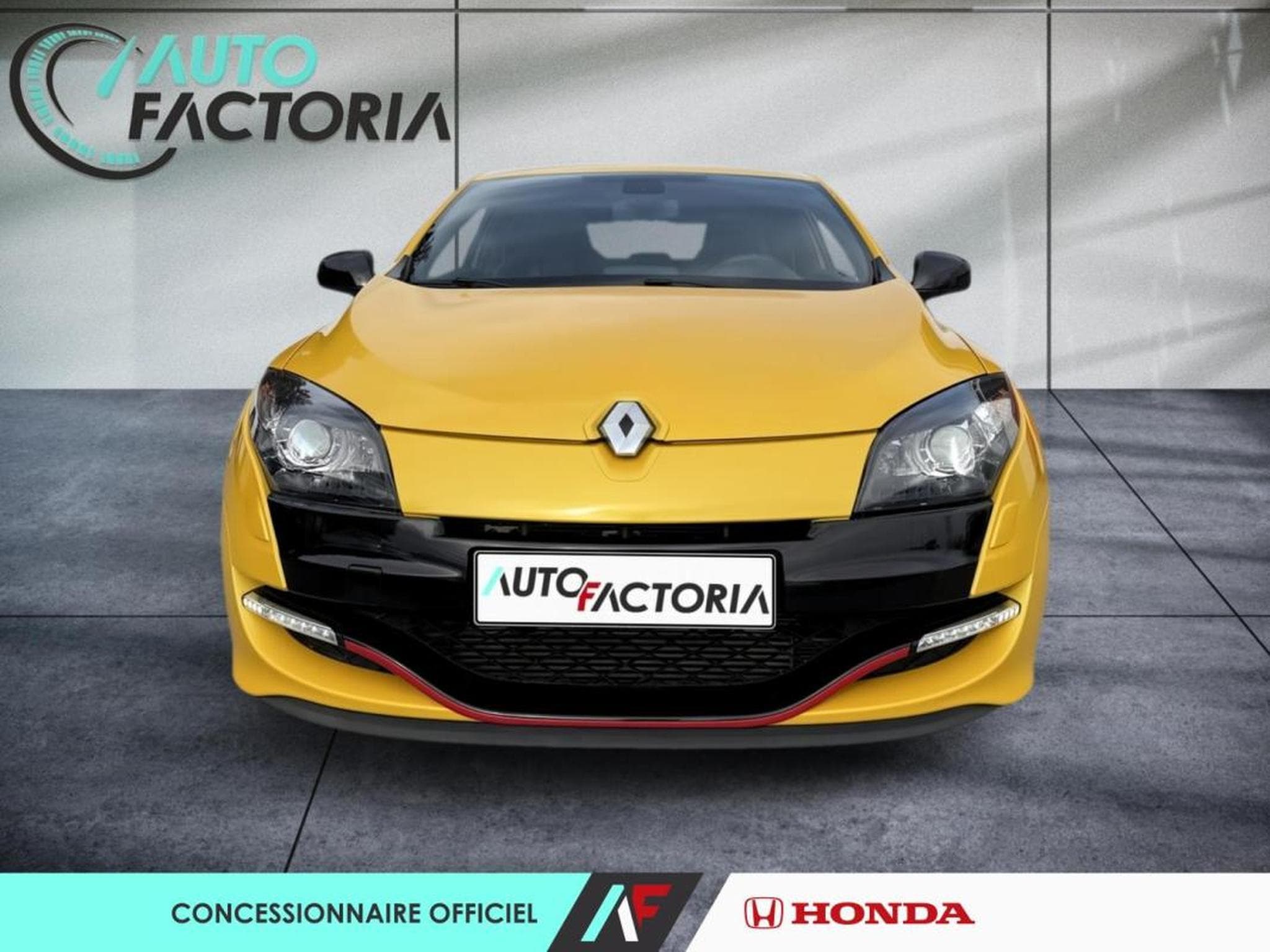 Renault Mégane Coupé -28% RS 2.0 265ch Stop&Start (2013) - Photo 8