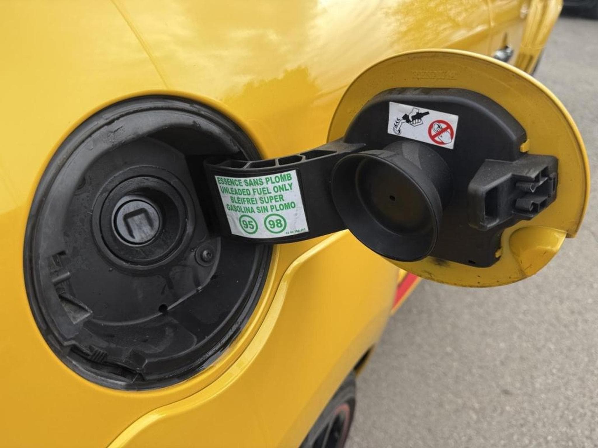 Renault Mégane Coupé -28% RS 2.0 265ch Stop&Start (2013) - Photo 19