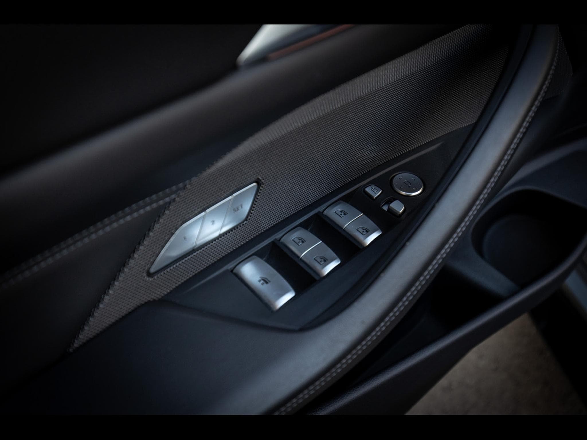 BMW M4 COMPETITION CABRIOLET (G83) XDRIVE - BROOKLYN GRAU METALLIC (2022) - Photo 25