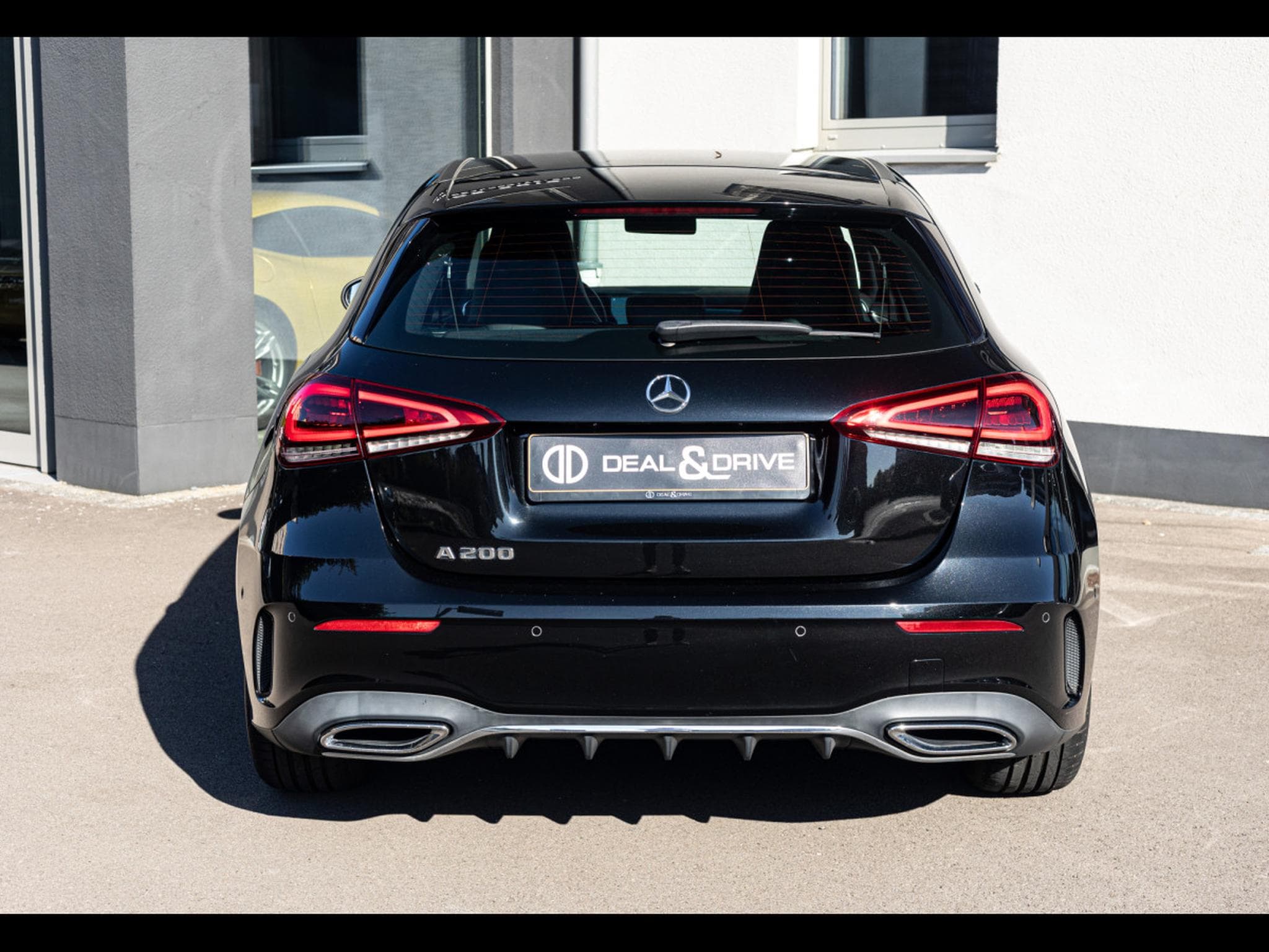 Mercedes A 200 AMG-LINE - KOSMOSBLACK (2018) - Photo 4