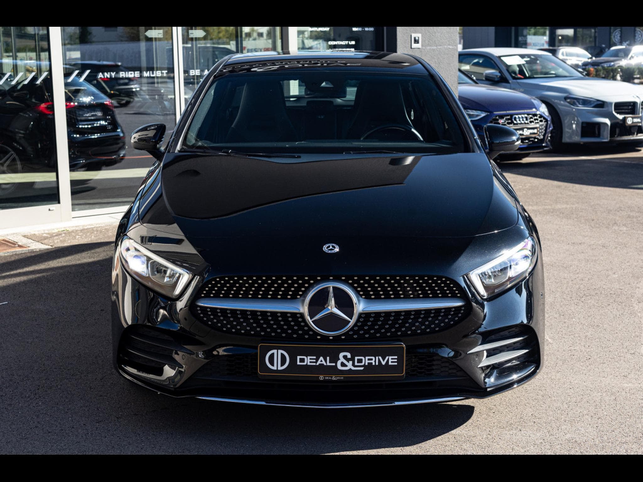 Mercedes A 200 AMG-LINE - KOSMOSBLACK (2018) - Photo 5