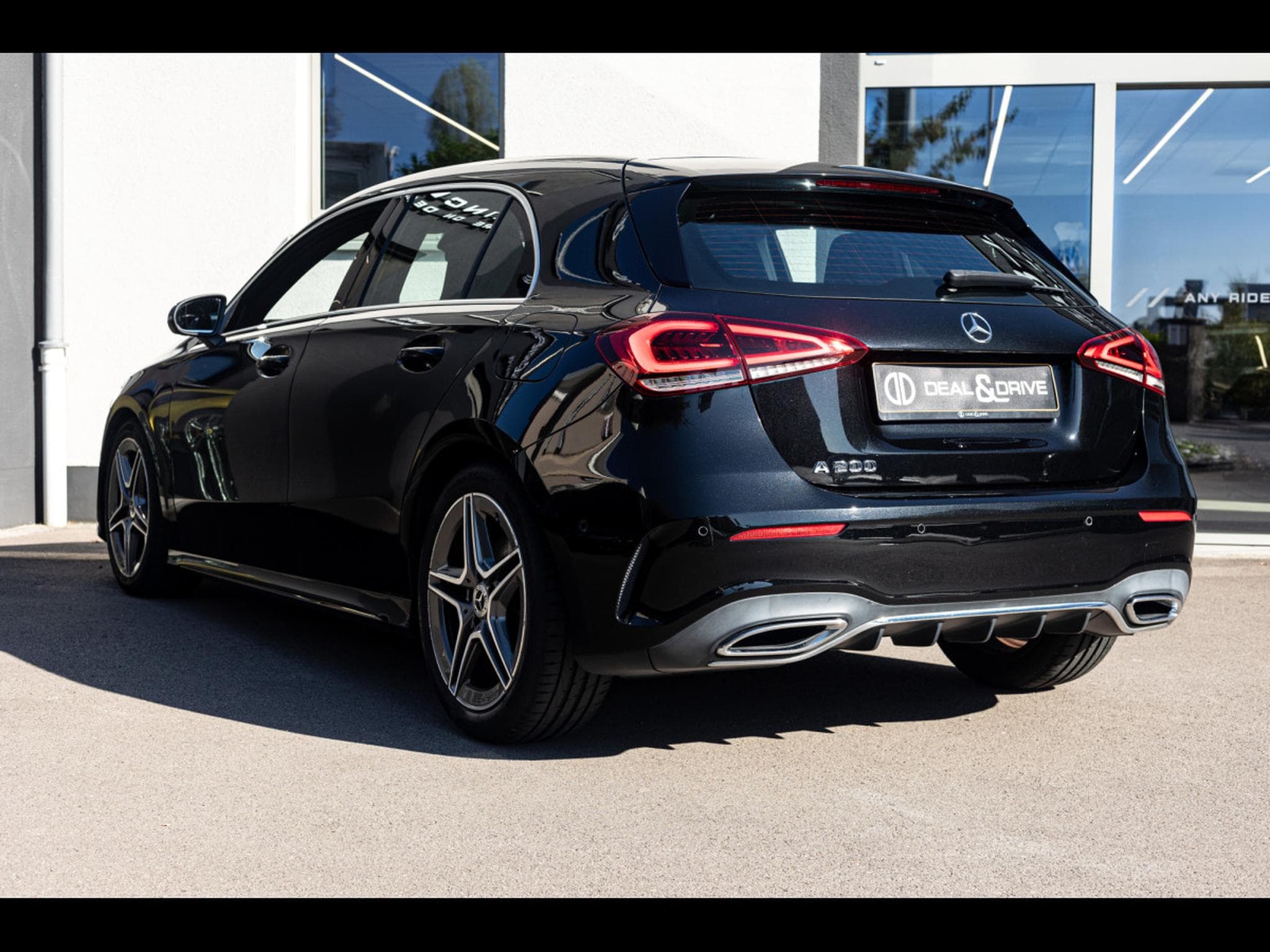 Mercedes A 200 AMG-LINE - KOSMOSBLACK (2018) - Photo 8