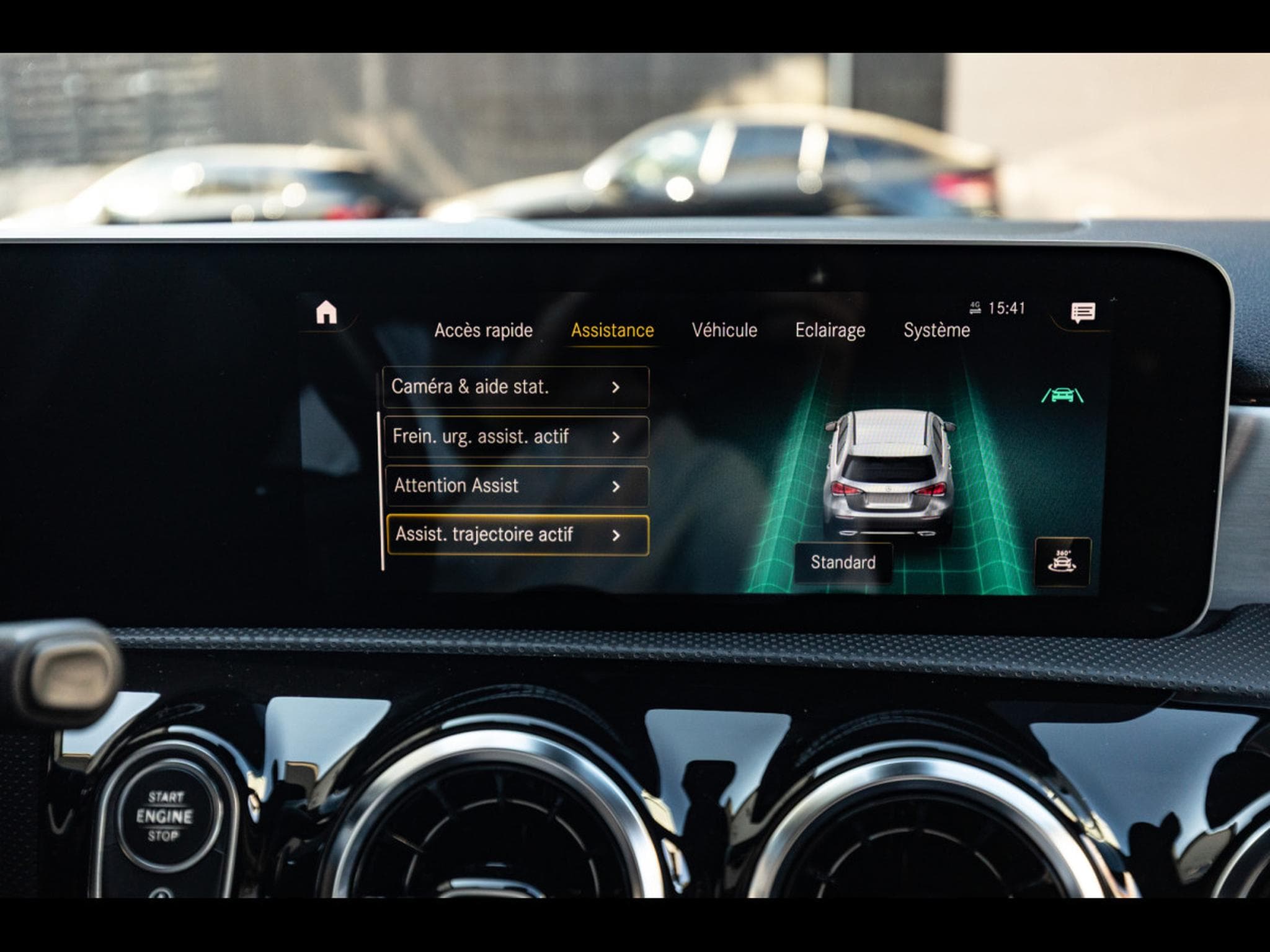 Mercedes A 200 AMG-LINE - KOSMOSBLACK (2018) - Photo 18
