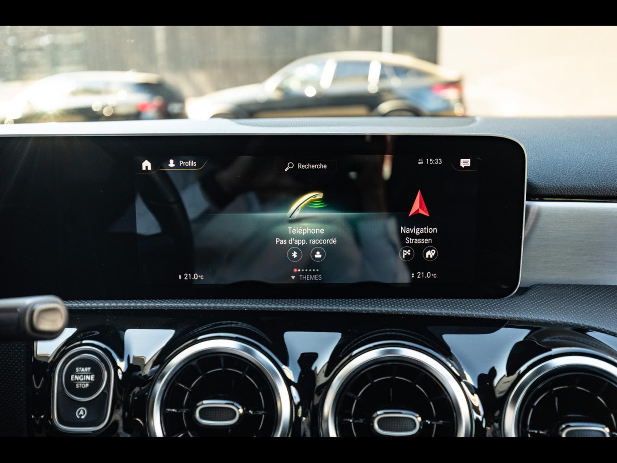 Mercedes A 200 AMG-LINE - KOSMOSBLACK (2018) - Photo 21