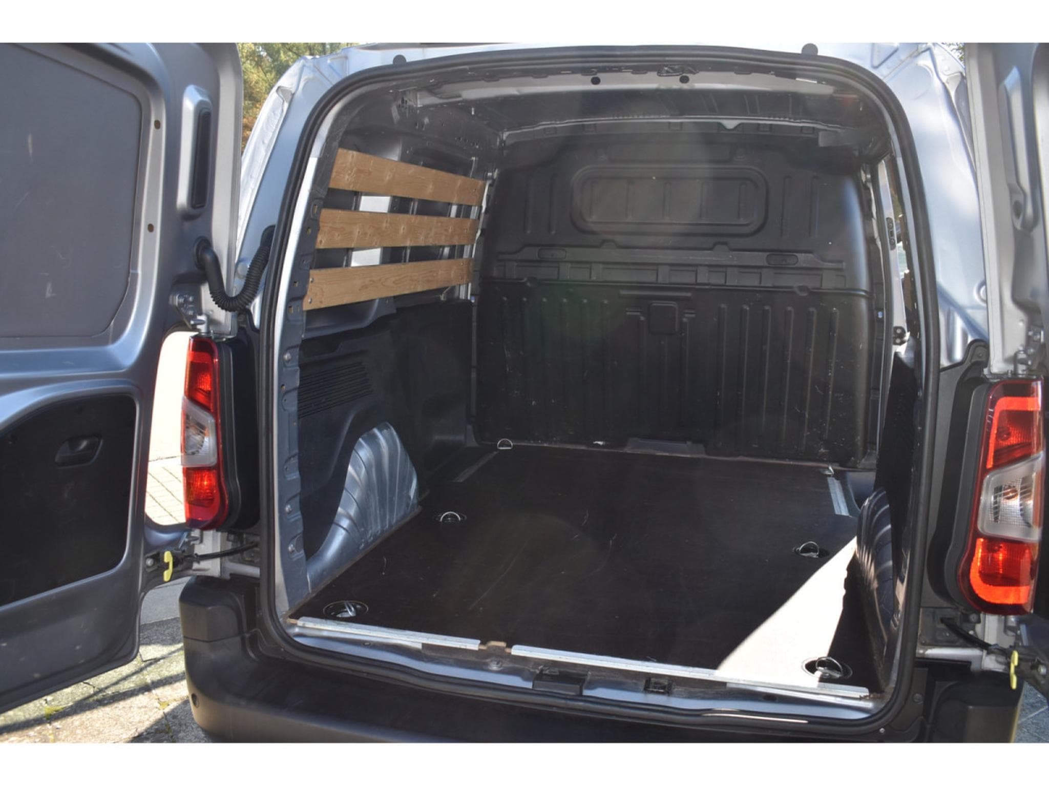 Opel Combo Cargo 1,5 CDi Clim (2020) - Photo 7