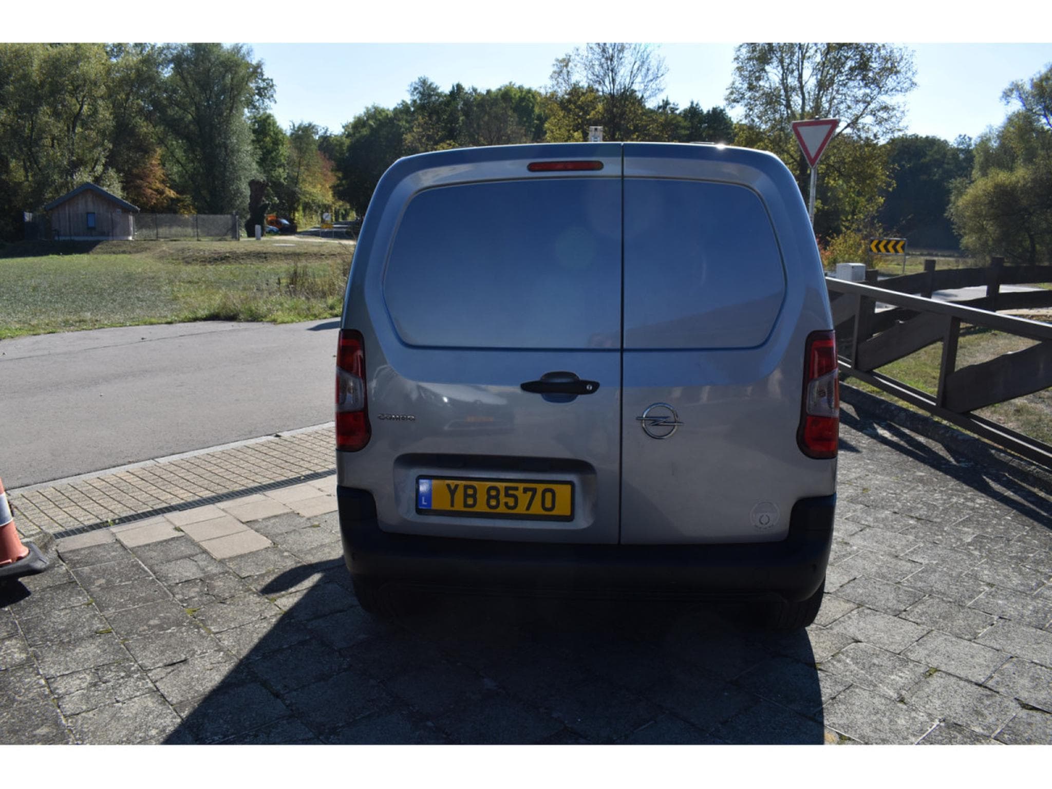 Opel Combo Cargo 1,5 CDi Clim (2020) - Photo 5