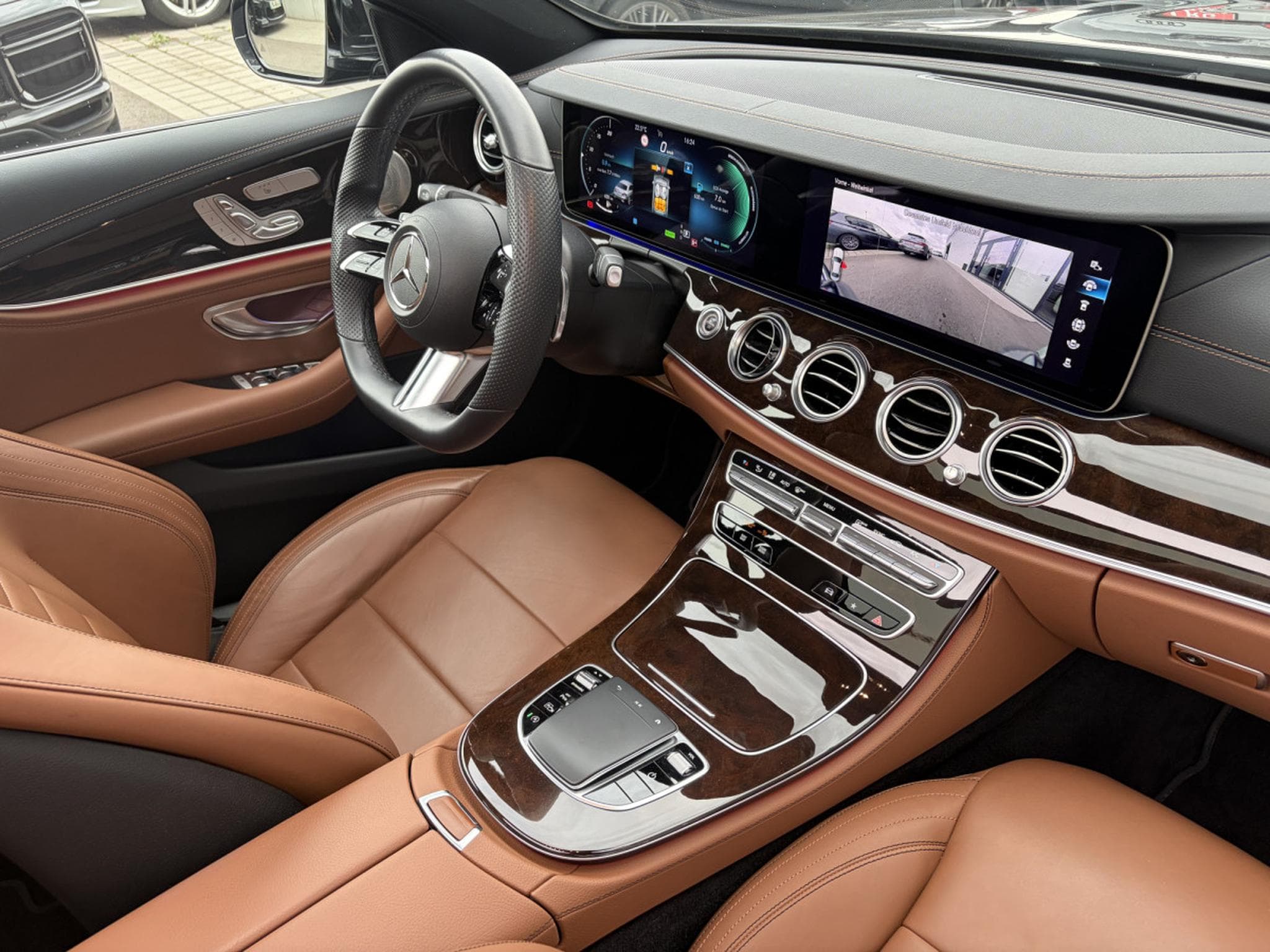 Mercedes E 300 E 300 E Limousine AMG LINE (2022) - Foto 12