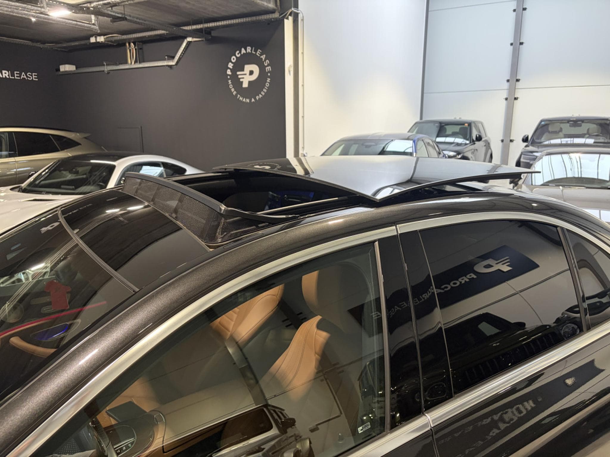Mercedes E 300 E 300 E Limousine AMG LINE (2022) - Foto 19