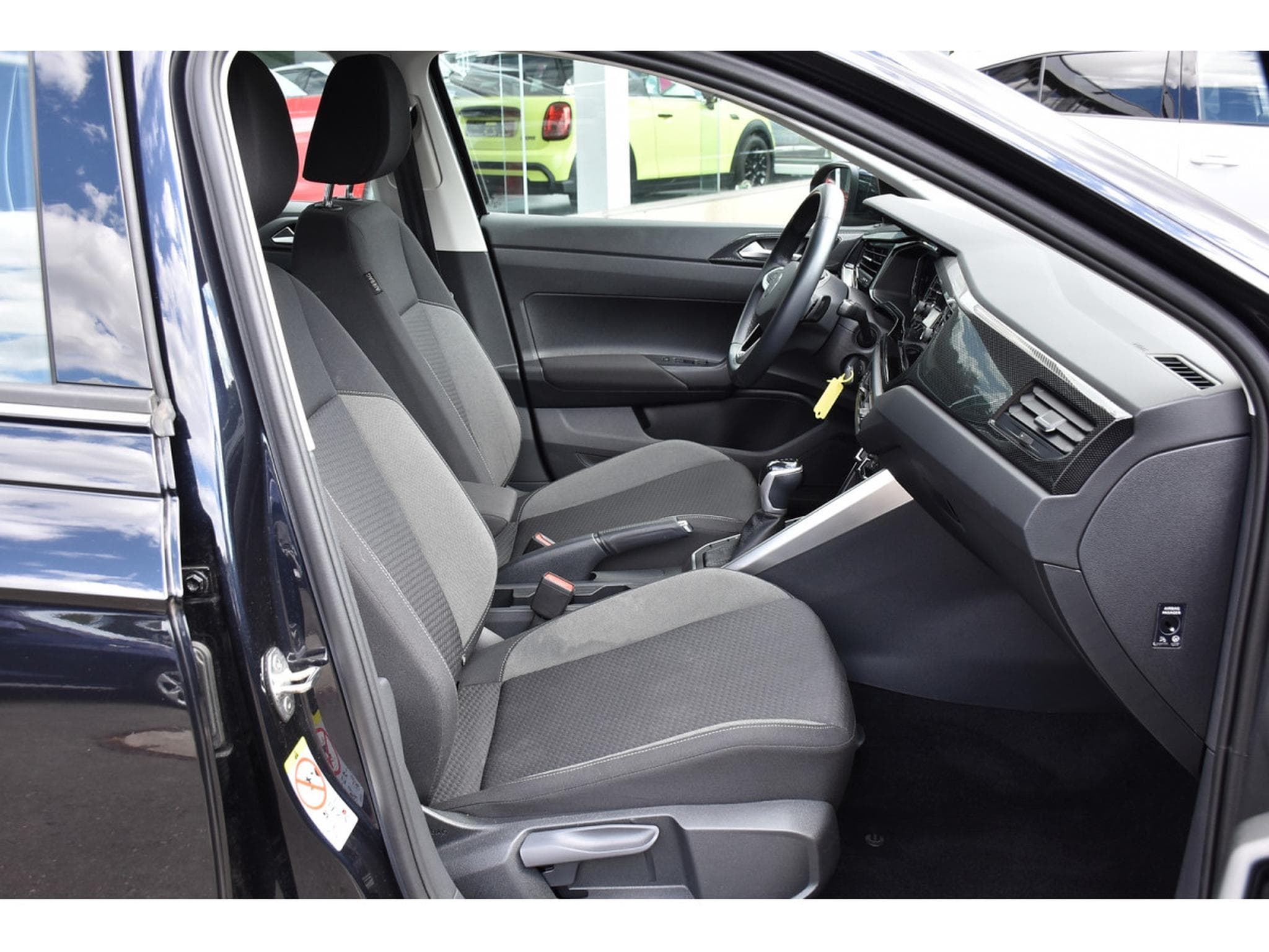 VW Taigo 1.0 TSI Life DSG SG CHFF LANE 1° MAIN (2024) - Photo 7