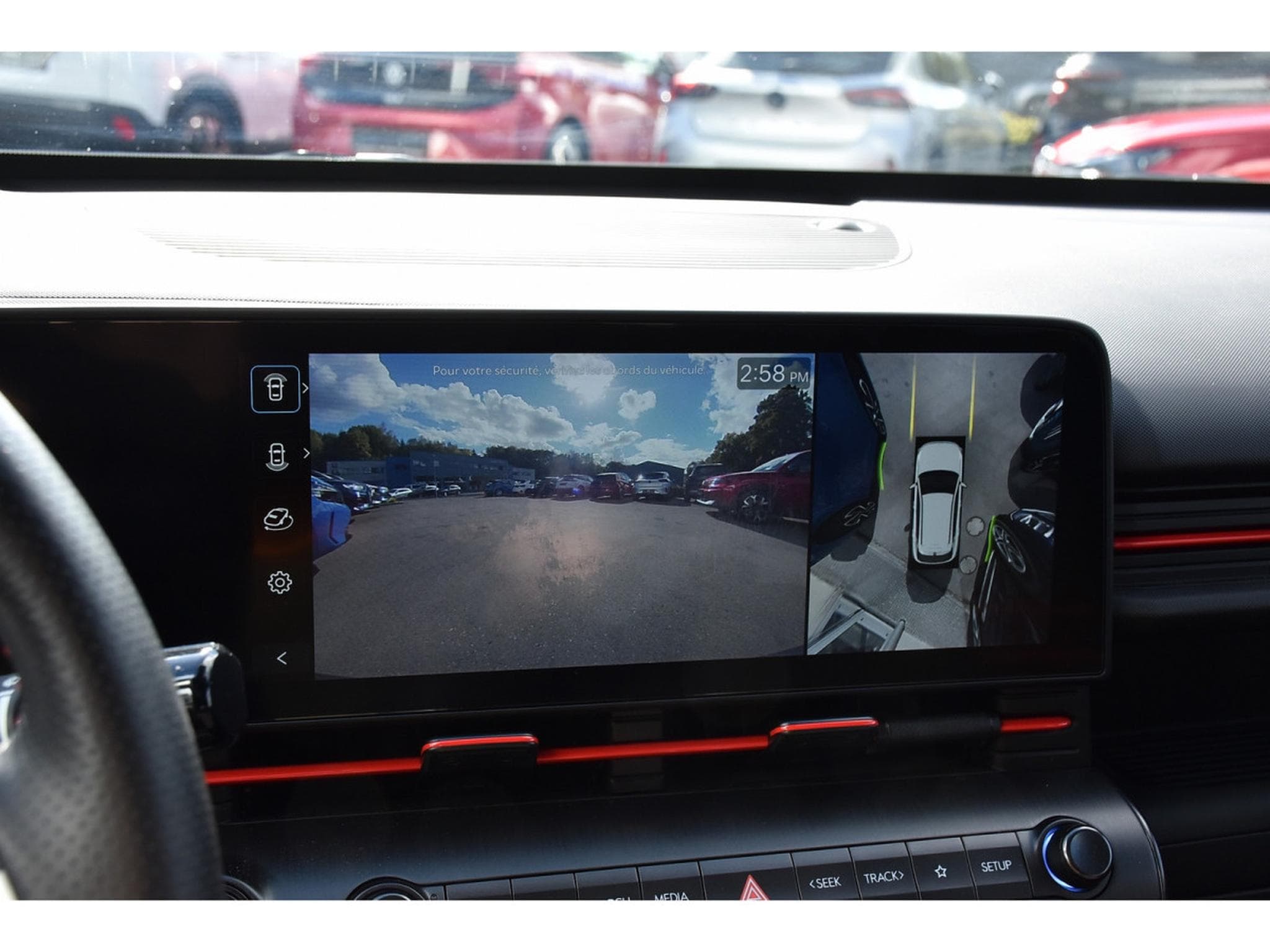 Hyundai Kona 1.6 T-GDI Shine N-Line DCT PANO MEMO SG VENT CAM360 1° MAIN (2024) - Photo 16