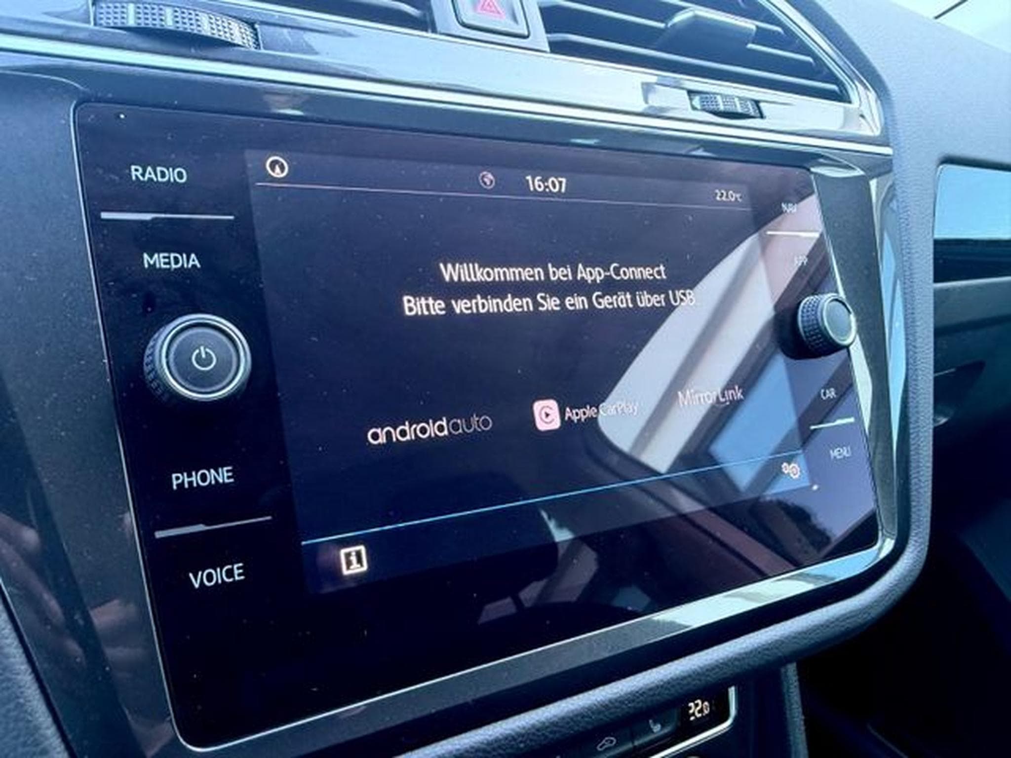 VW Tiguan Tiguan 1.4 TSI /NAVI/LED/ACC/AHK/1.HAND/GARANTIE (2018) - Photo 17