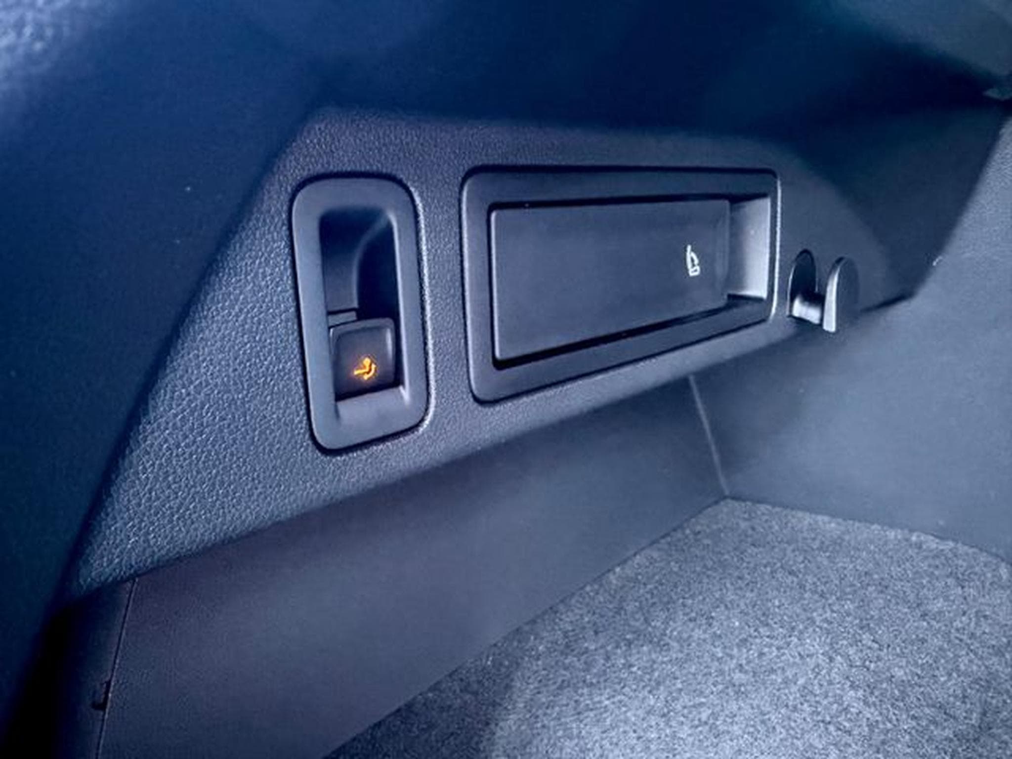VW Tiguan Tiguan 1.4 TSI /NAVI/LED/ACC/AHK/1.HAND/GARANTIE (2018) - Photo 18