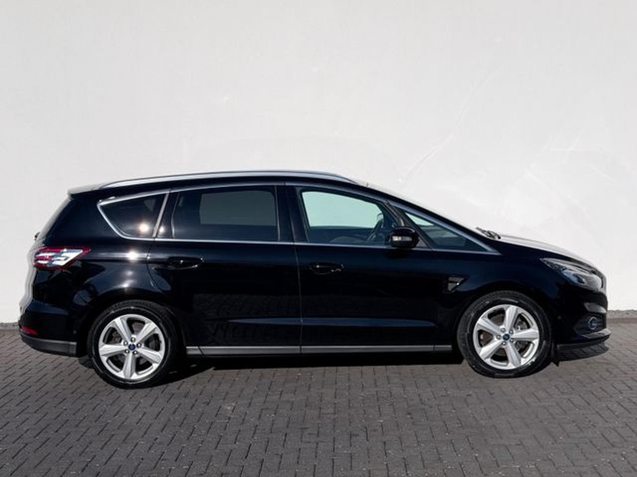 Ford S-Max S-MAX Titanium 2.0 TDCI / 7.SITZER / GARANTIE / (2017) - Foto 4