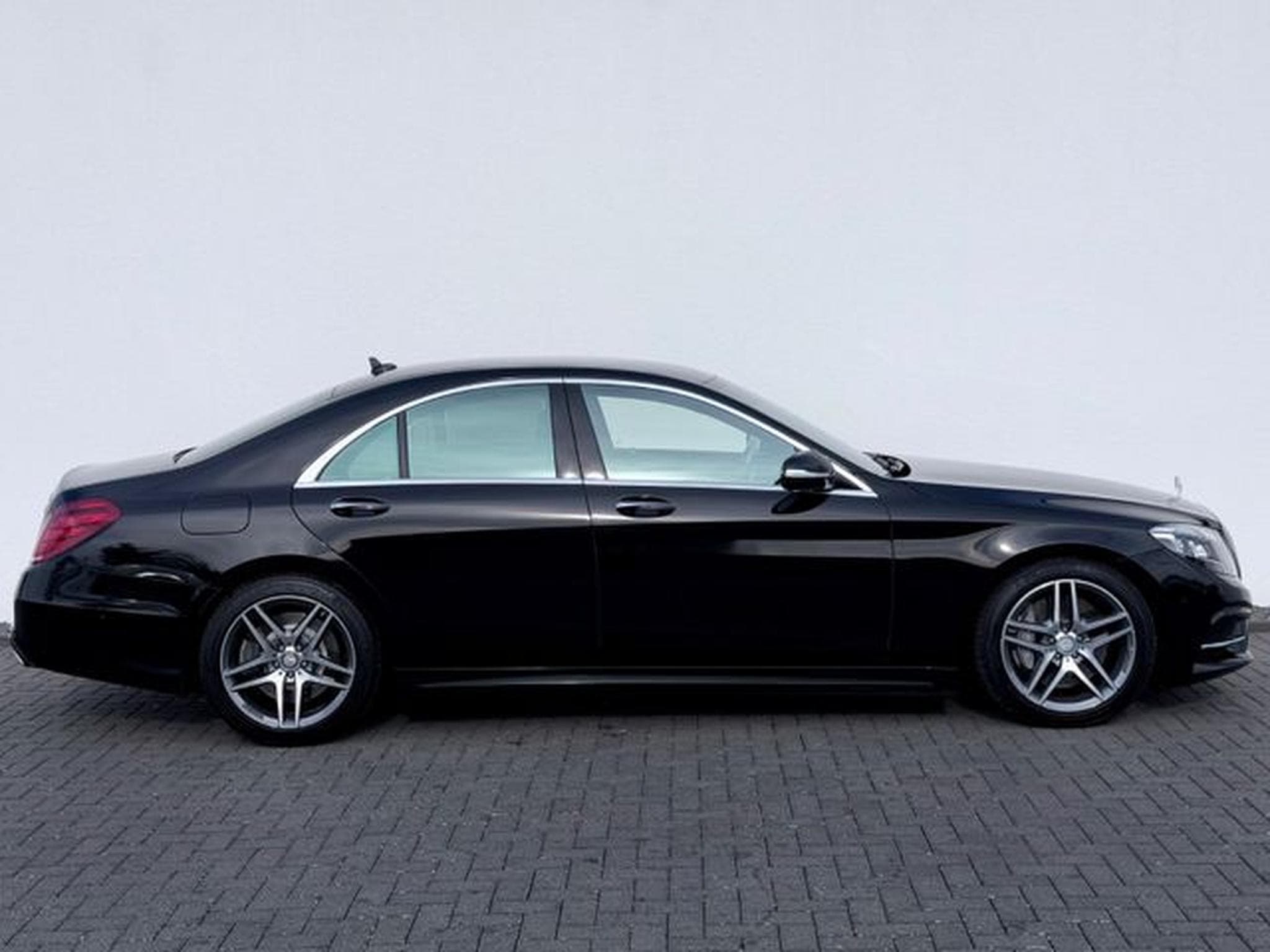 Mercedes S 500 S 500 4Matic Amg Line /NAVI/LED/ACC/CAM/BURMEST/ (2015) - Photo 4