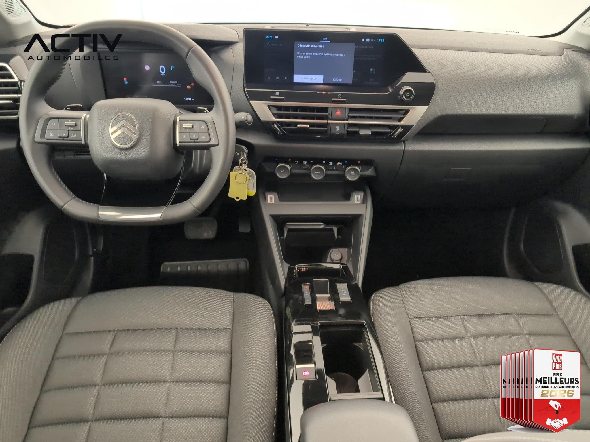Citroën C4 Hybride 145 ch e-DCS6 Plus (2025) - Photo 13