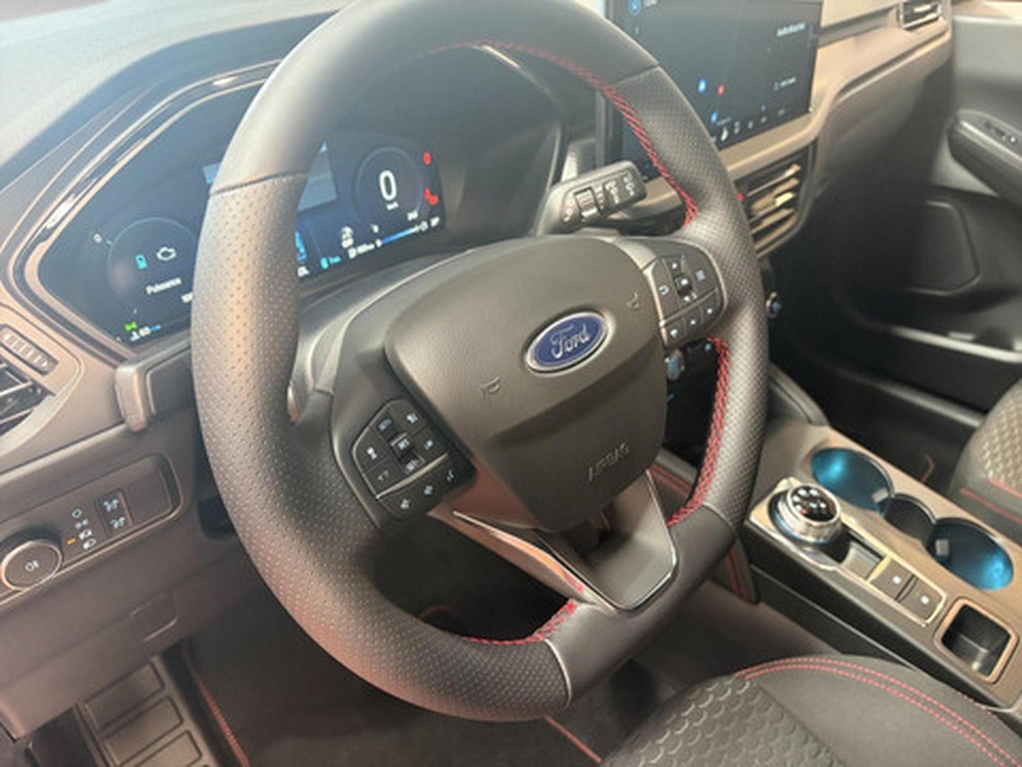 Ford Kuga 2.5i PHEV Aut. 178kW Kuga (2026) - Foto 8