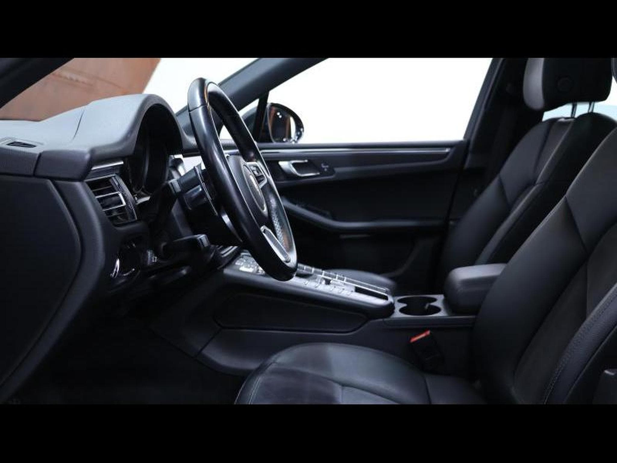 Porsche Macan 2.0 PDK 245ch (2021) - Foto 16