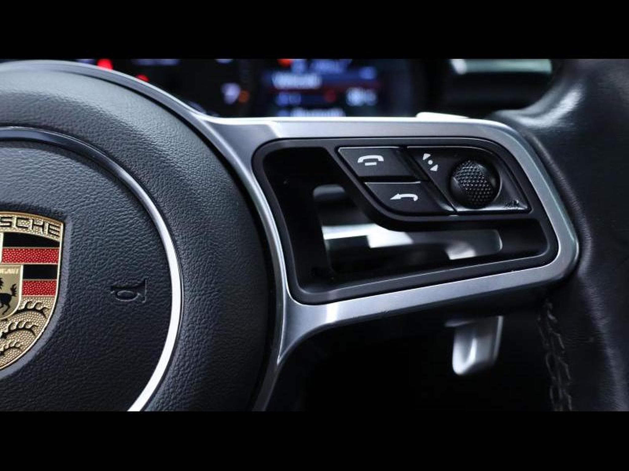 Porsche Macan 2.0 PDK 245ch (2021) - Foto 25