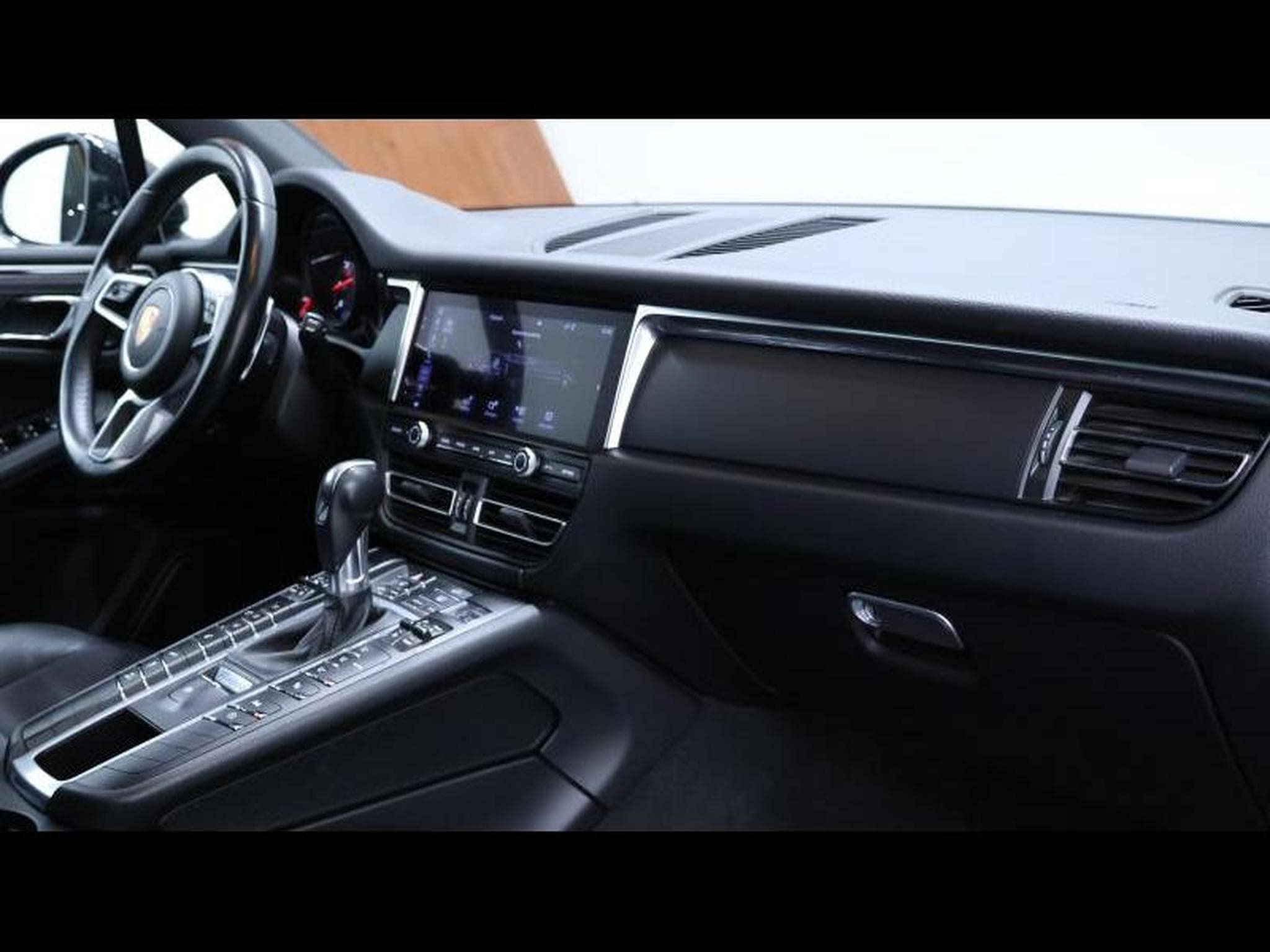 Porsche Macan 2.0 PDK 245ch (2021) - Foto 22