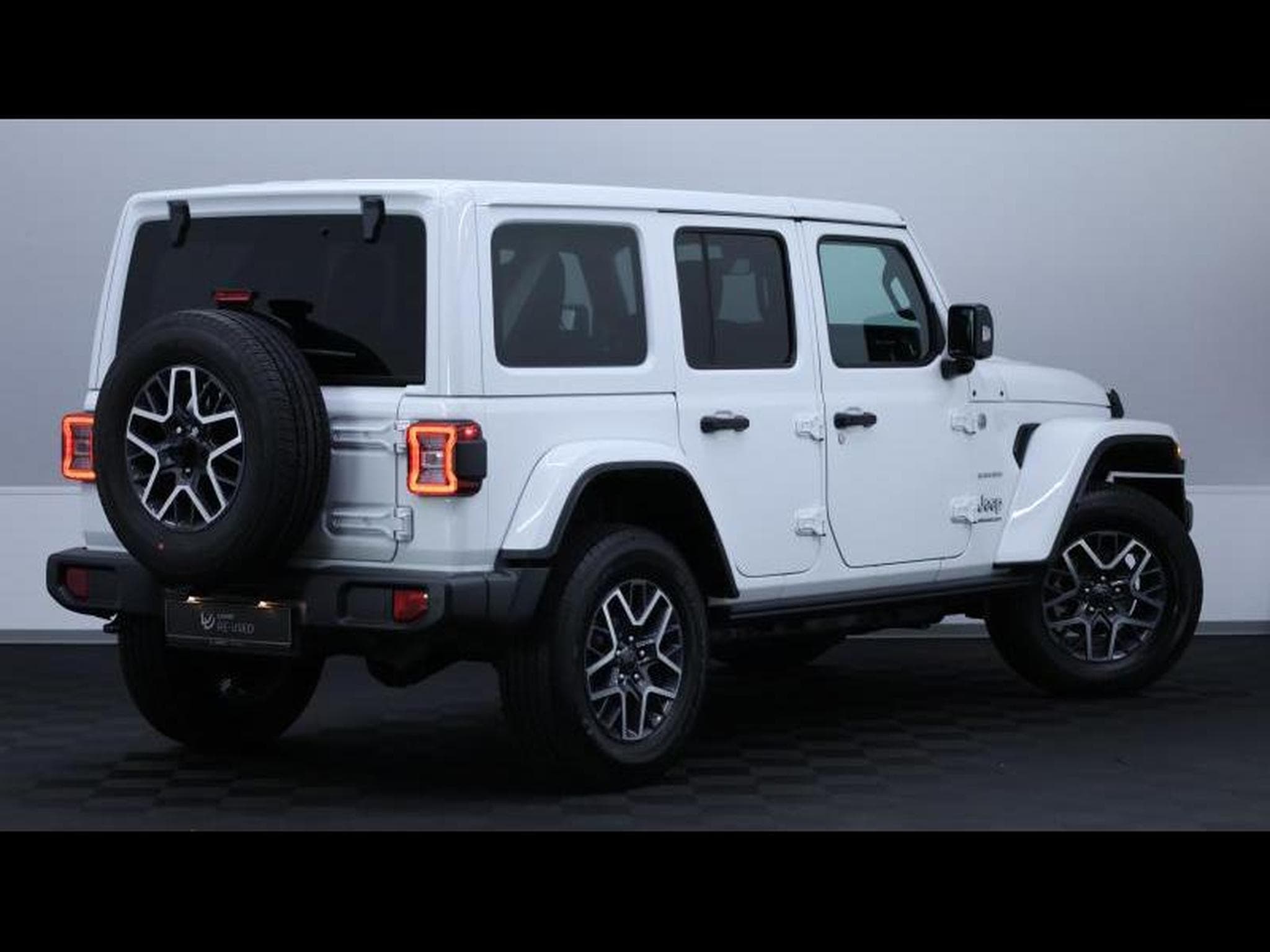 Jeep Wrangler 2.0 T-GDI 272ch Sahara Trail Rated (2025) - Foto 5