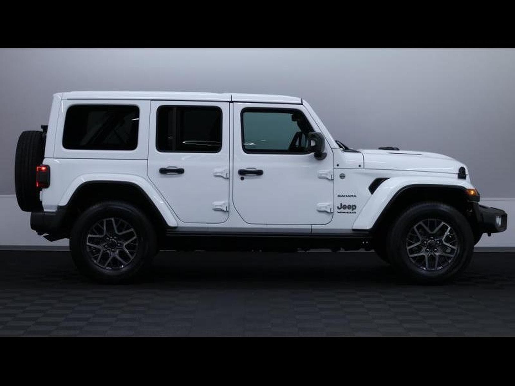 Jeep Wrangler 2.0 T-GDI 272ch Sahara Trail Rated (2025) - Foto 4