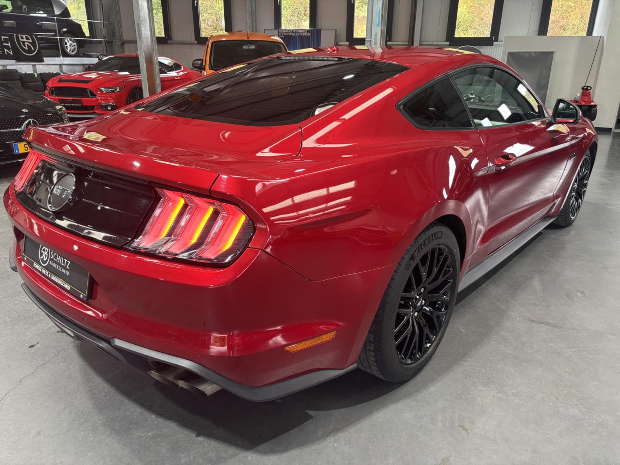 Ford Mustang 5.0 V8 GT AT (2020) - Photo 3