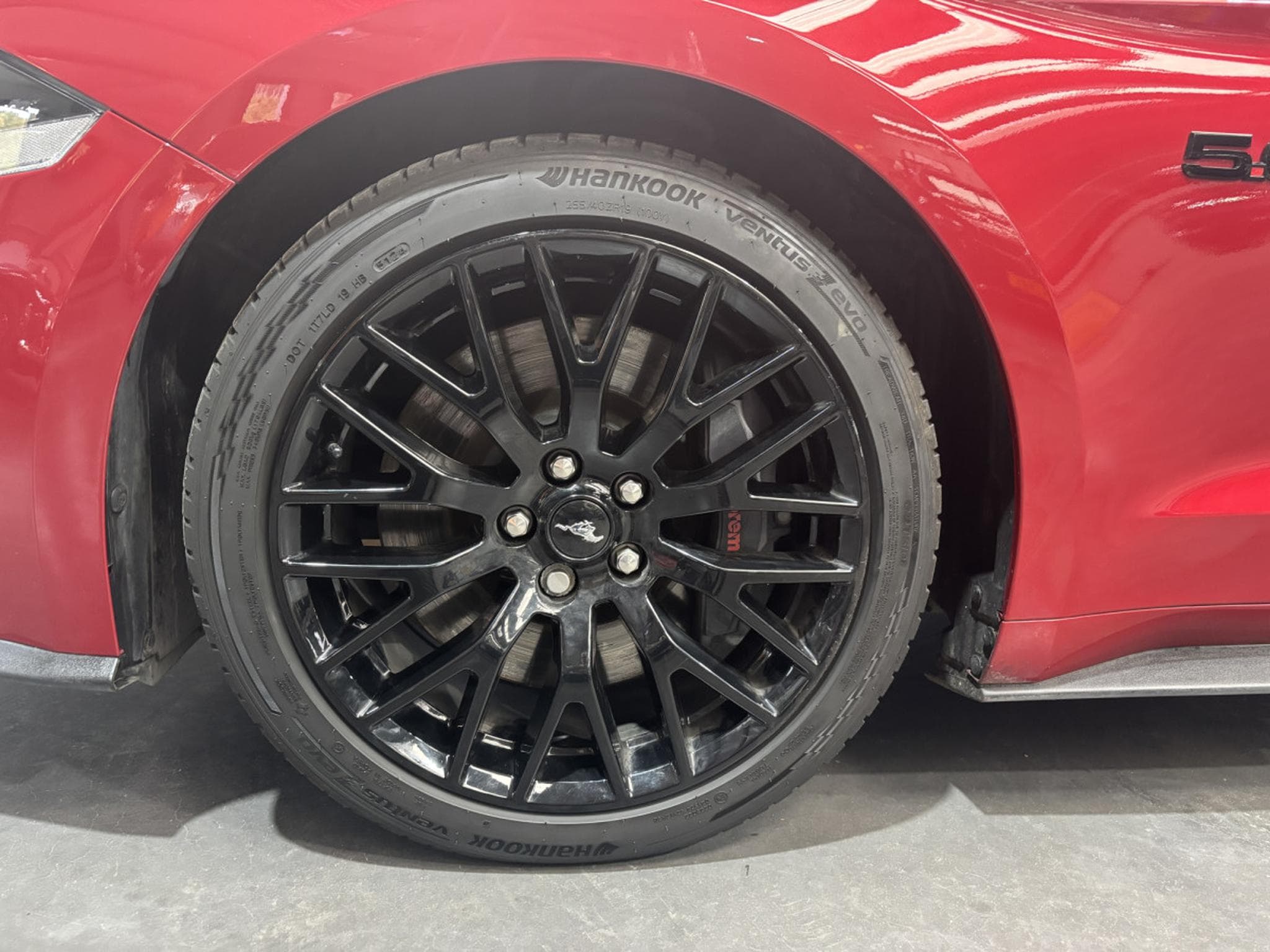 Ford Mustang 5.0 V8 GT AT (2020) - Photo 8